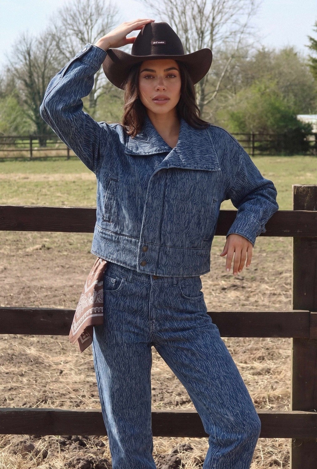 It's Basic Kadın Mavi 9W6-197 Crop Kruvaze Özel Kumaş Tasarım Denim Ceket