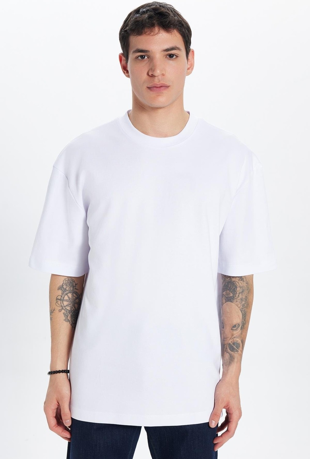 Tudors Unisex Oversize Geniş Kesim %100 Pamuk Yumuşak Dokulu Basic Bisiklet Yaka Beyaz Tişört görsel 3