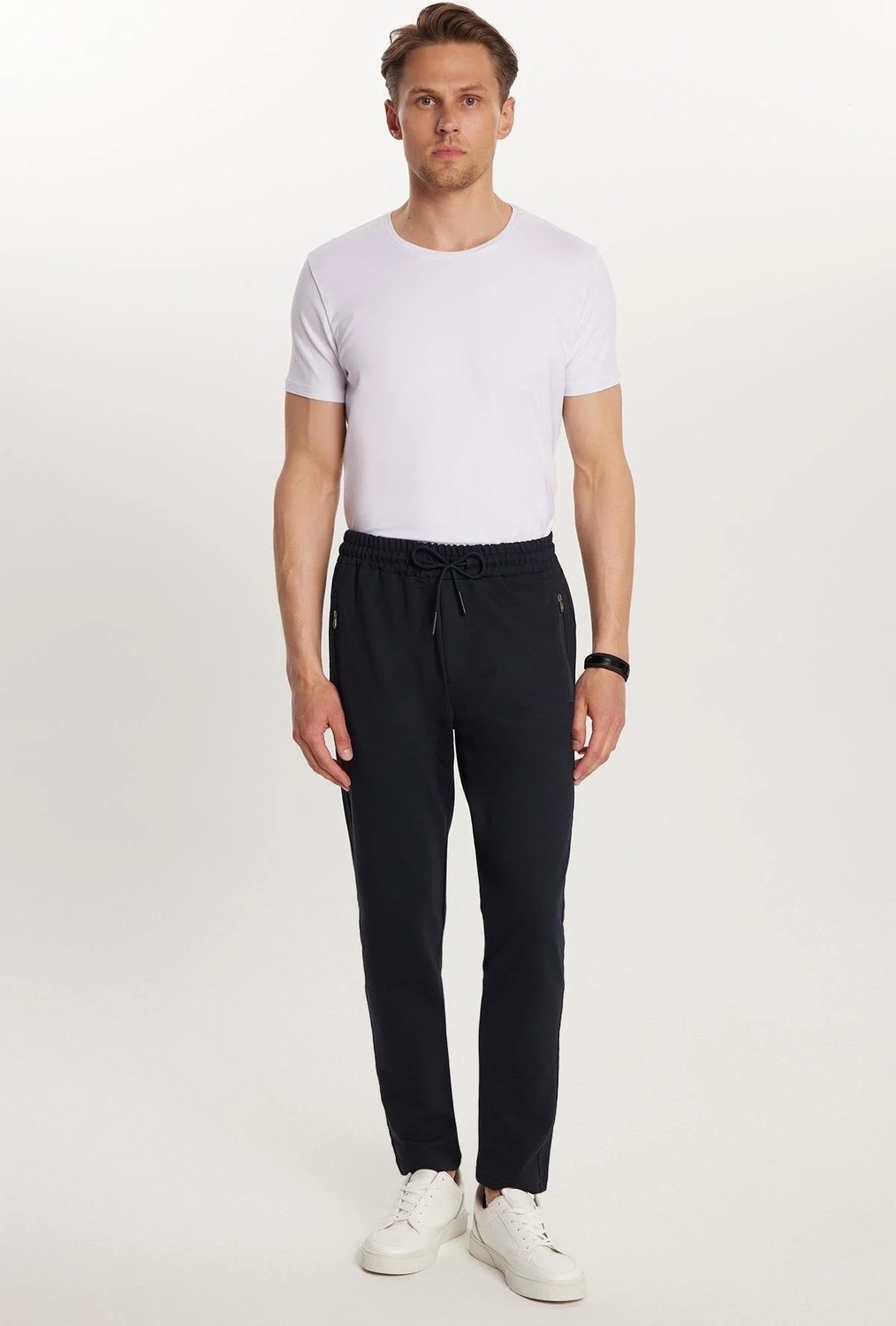 Tudors Unisex Standart Fit Pamuklu 2 İplik Fermuar Cepli Lastikli Bağlamalı Düz Paça Lacivert Eşofman Altı görsel 8