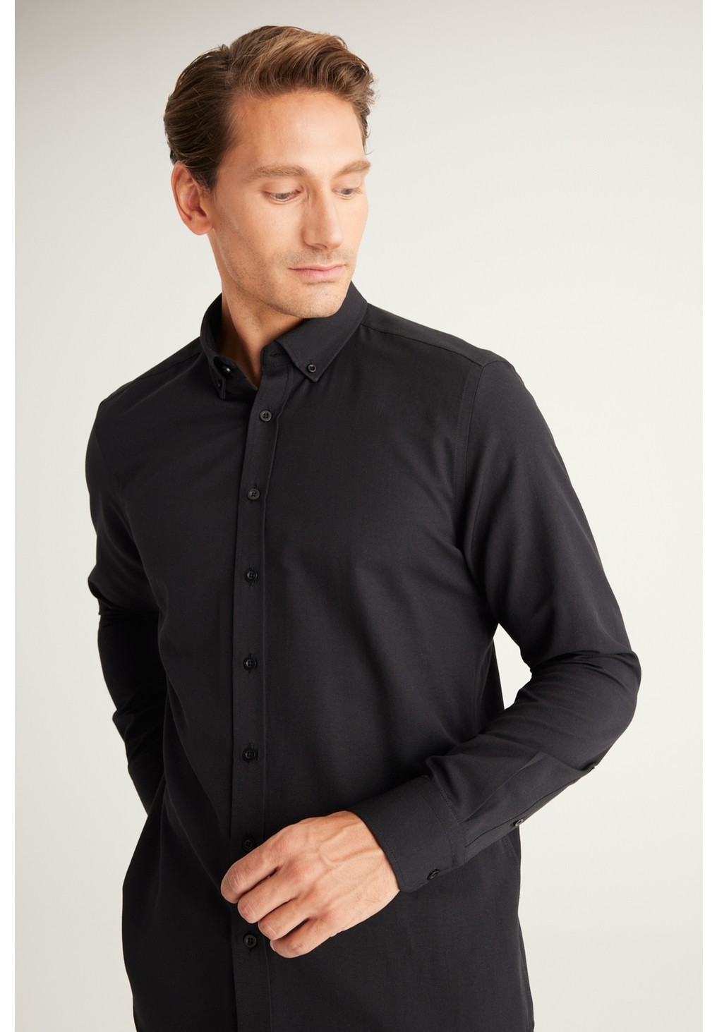 Altınyıldız Classics 2'li Pamuklu Kolay Ütülenebliir Slim Fit Dar Kesim Düğmeli Yaka Oxford Gömlek Paketi görsel 6
