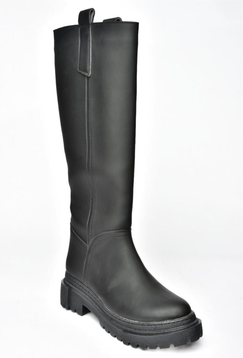 Fox Shoes R973201109 Siyah Kalın Tabanlı Şık ve Rahat Tasarımlı Kadın Çizme Modeli görsel 6