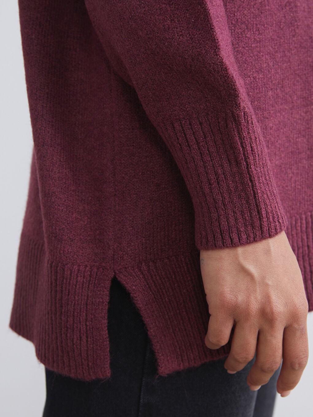 LC Waikiki Modest Bordo Bisiklet Yaka Oversize Kadın Triko Tunik görsel 3