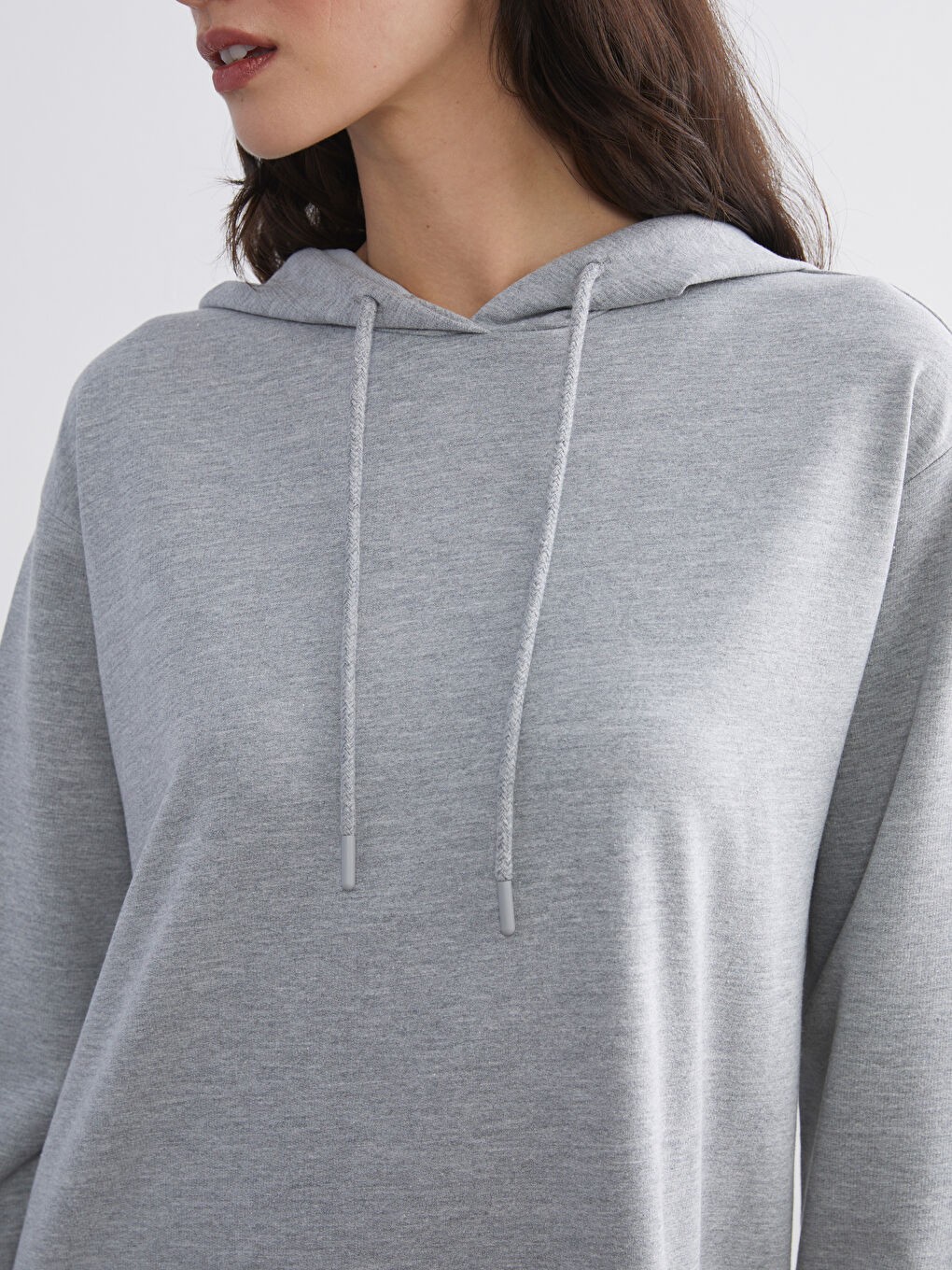 LC Waikiki Modest Gri Kapüşonlu Sweatshirt Elbise görsel 3