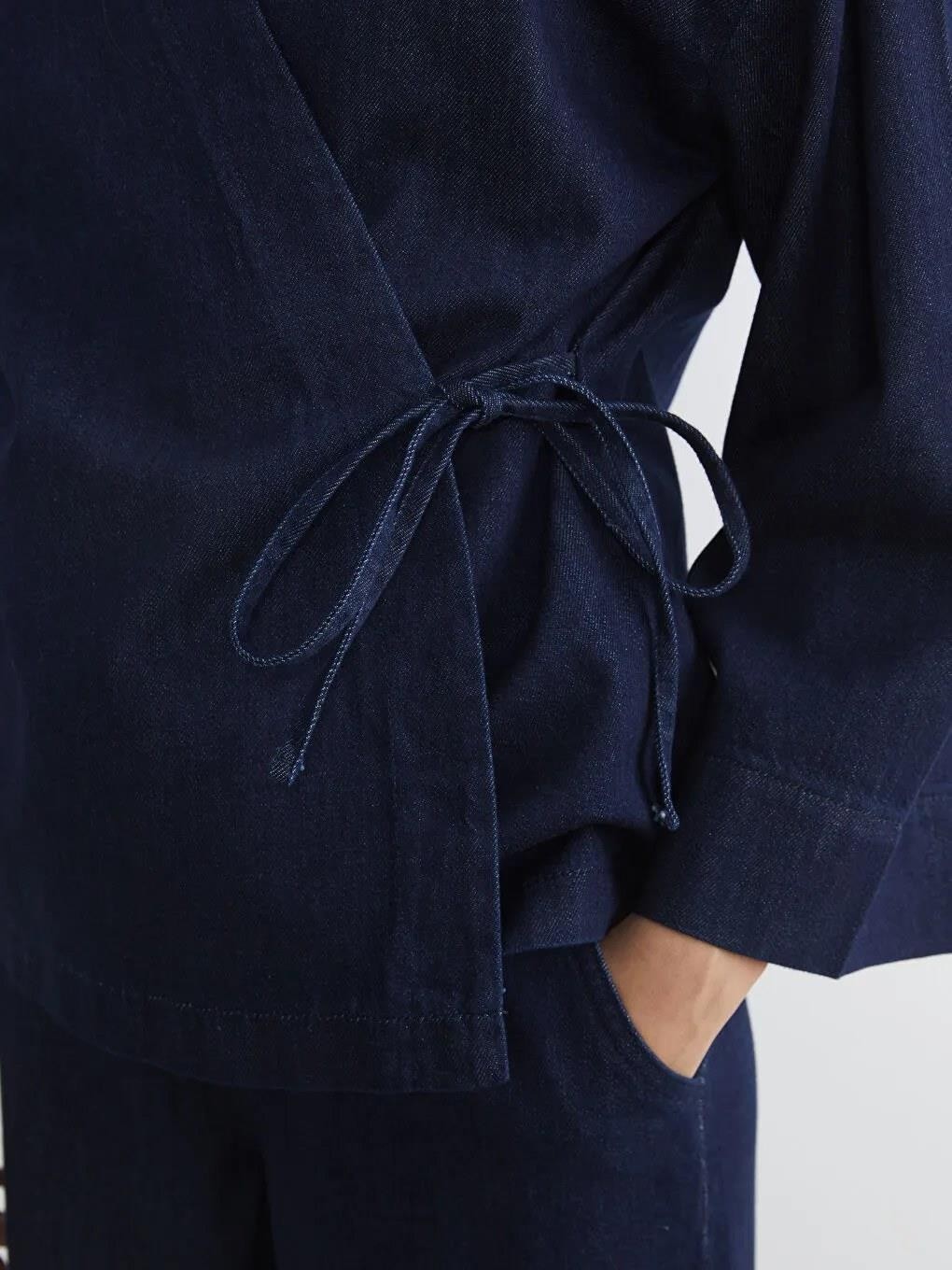 LC Waikiki Indigo Kruvaze Yaka Kadın Jean Kimono (S6) görsel 3