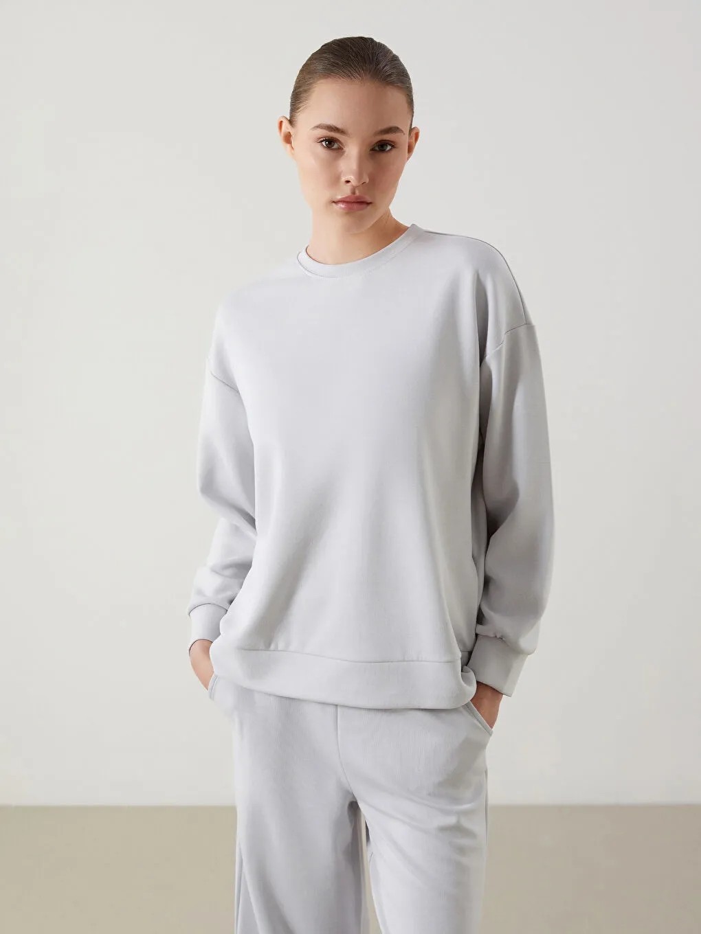 LC Waikiki Lcw Modest Gri Bisiklet Yaka Oversize Kadın Sweatshirt Tunik
