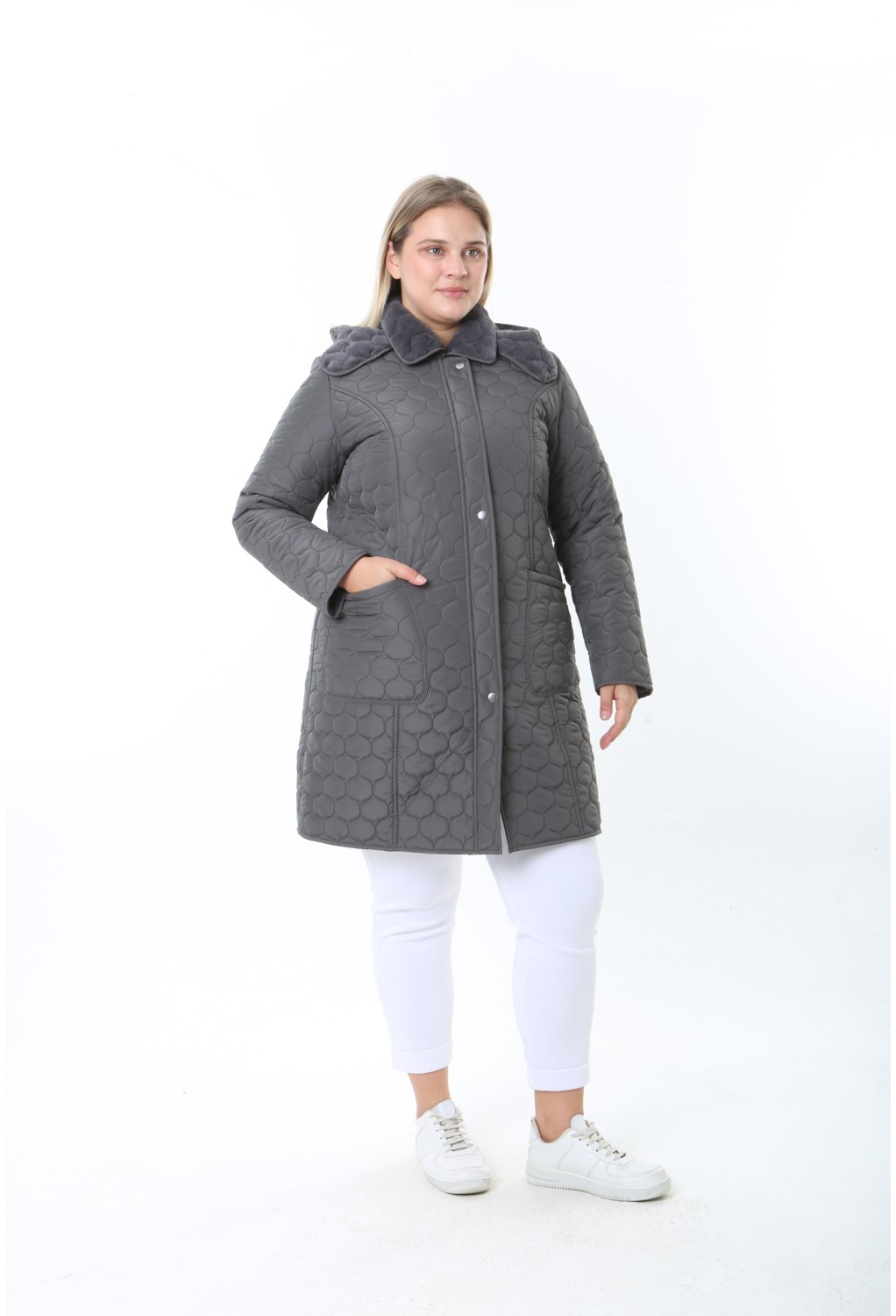 TUTveAL Collection İthal Yumuşak Kürklü Mont, Büyük Beden , Tavşan Tüylü Kaban, Su Itici Mont,kapitone Mont,diz üstü görsel 6