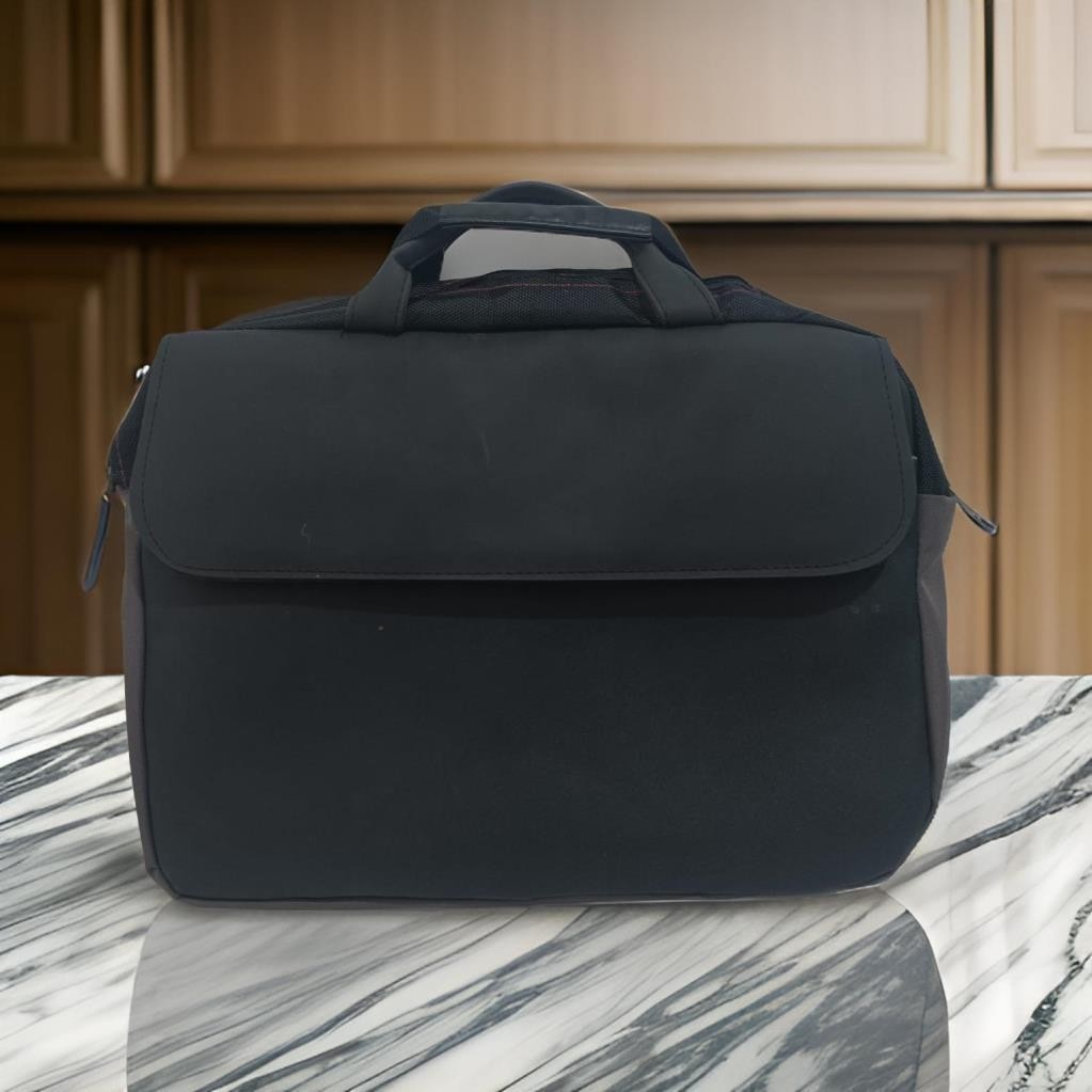 Siyah Gri Laptop Çantası Darbeye Karşı Korumalı 13-15.6 inç Tüm Laptoplara Uygun Ergonomik Tasarım