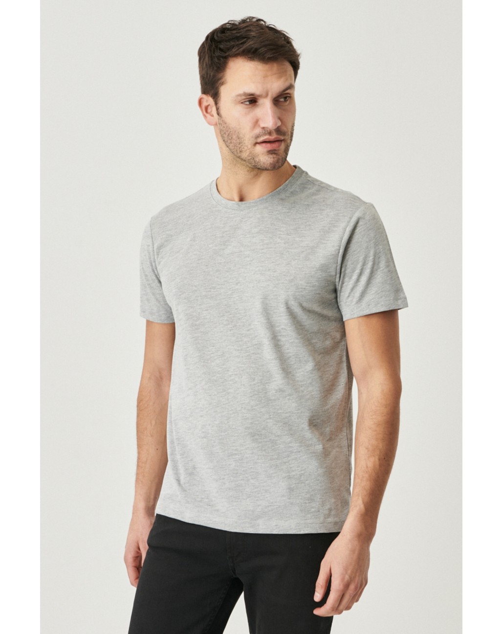 Altınyıldız Classics Erkek Siyah-Siyah Slim Fit Bisiklet Yaka 2'li Düz Tişört Paketi görsel 4
