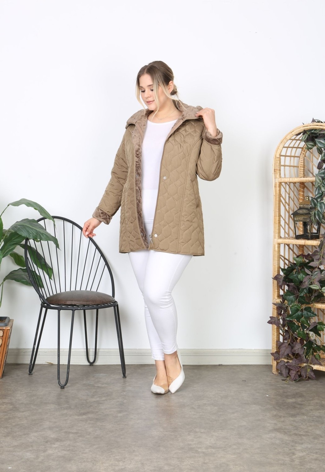 TUTveAL Collection Su Itici Mont, Kapitone, Büyük Beden, Kapüşonlu, Içi Yumuşak Kürklü, Kışlık Mont