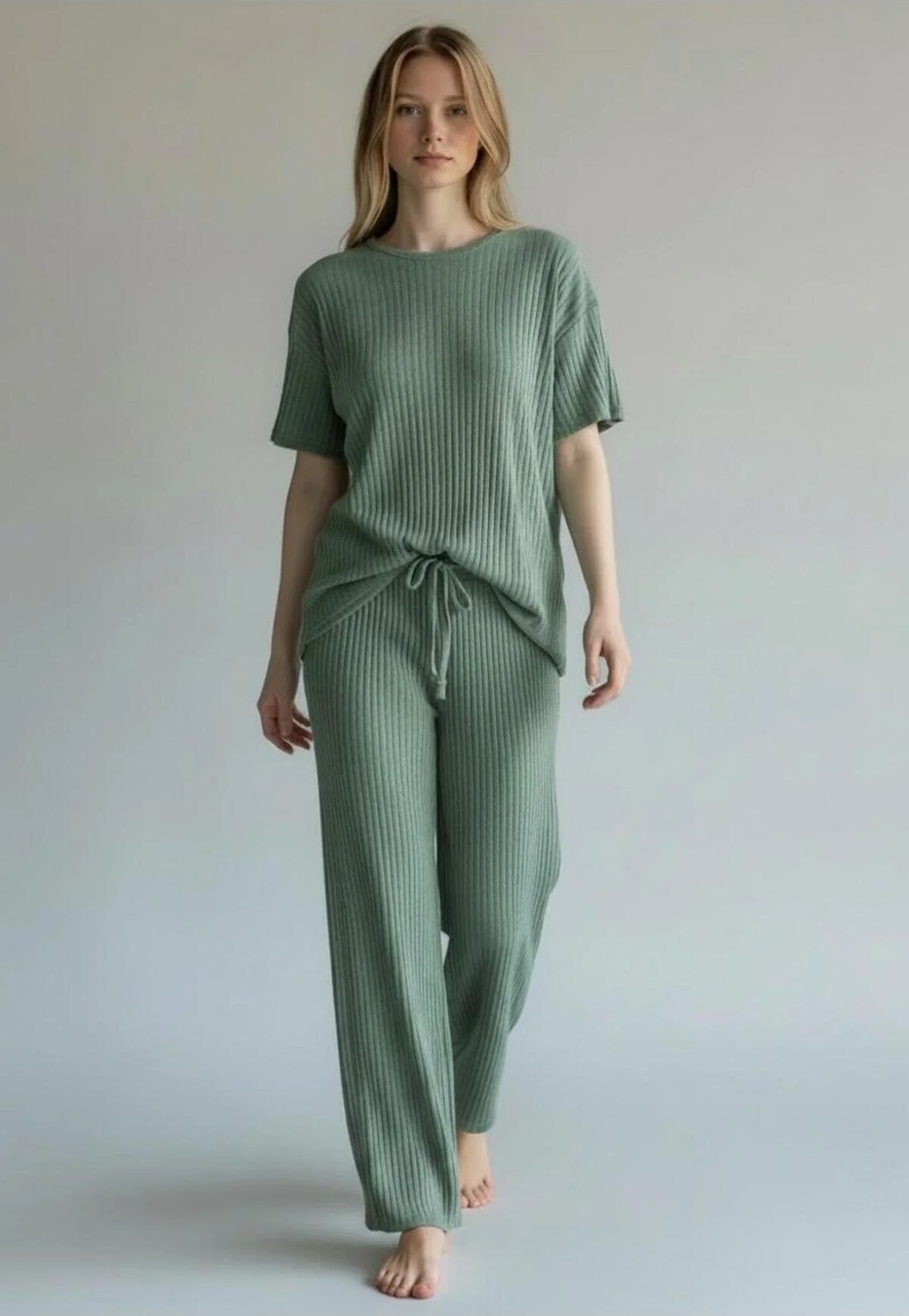 Belirtilmemiş Kadın Kaşkorse Pijama Takımı Kısa Kollu Rahat Esnek Ev Giyimi