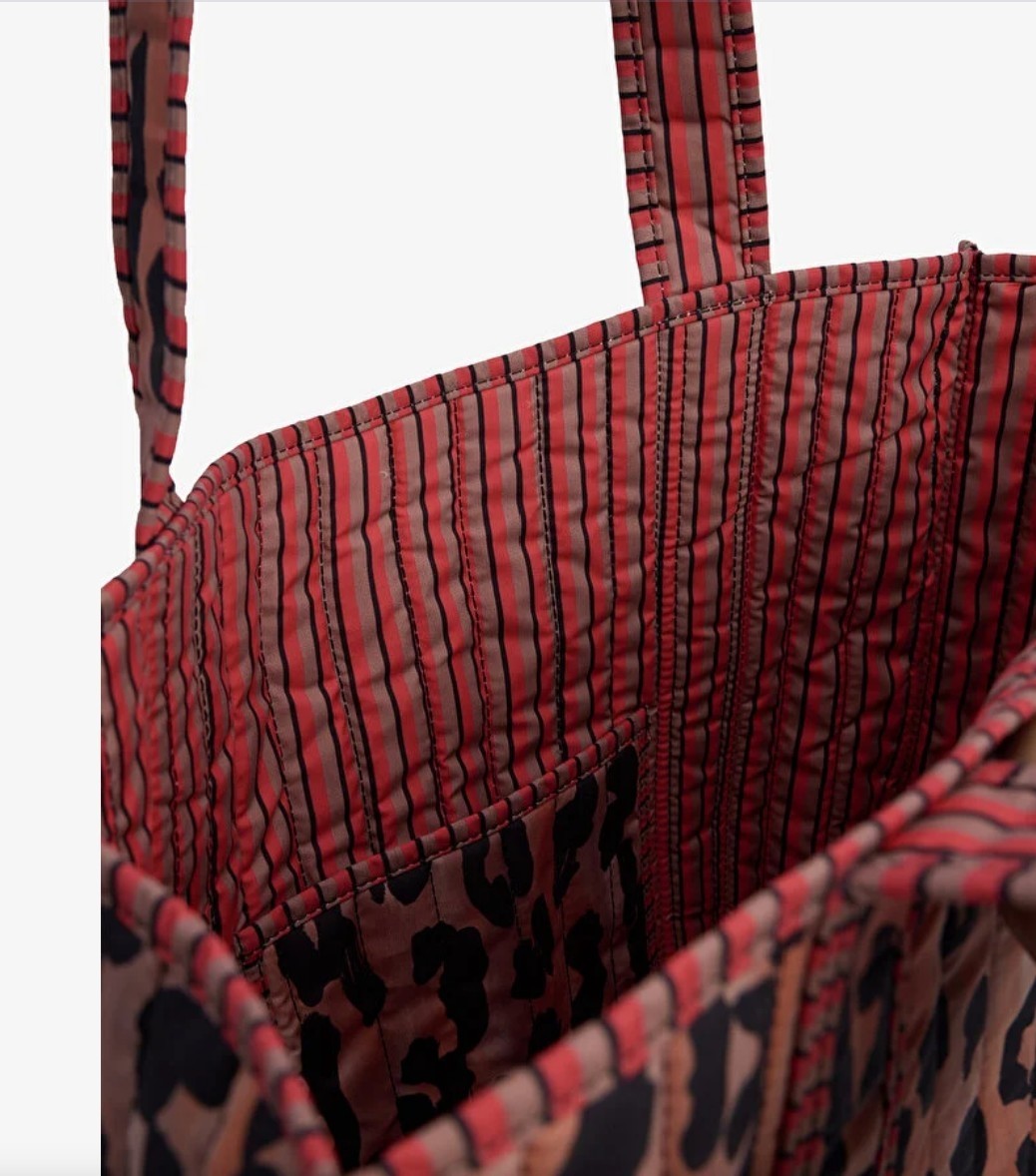 İcone Bag Patch Yama Desen Baskılı Kapitoneli Plaj Çantası, Içi Çizgili Baskılı Shopper Çanta, Pembe Plaj Çantası görsel 4