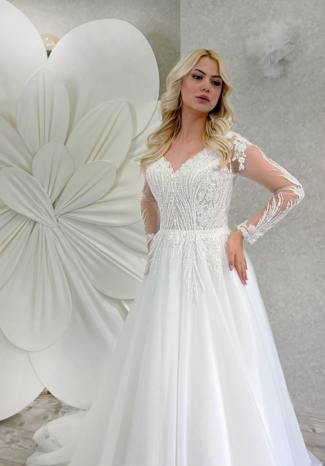 Gold Moda Gına | Kollu Işlemeli Gelinlik görsel 2