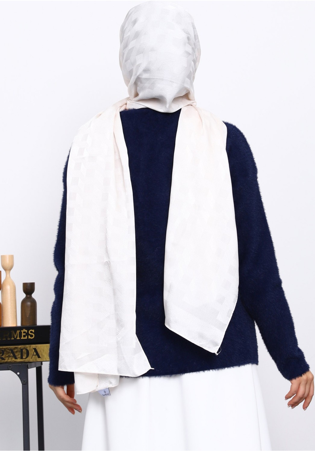 İmaj Butik Krem V Yaka Angora Yumoş Hırka görsel 4