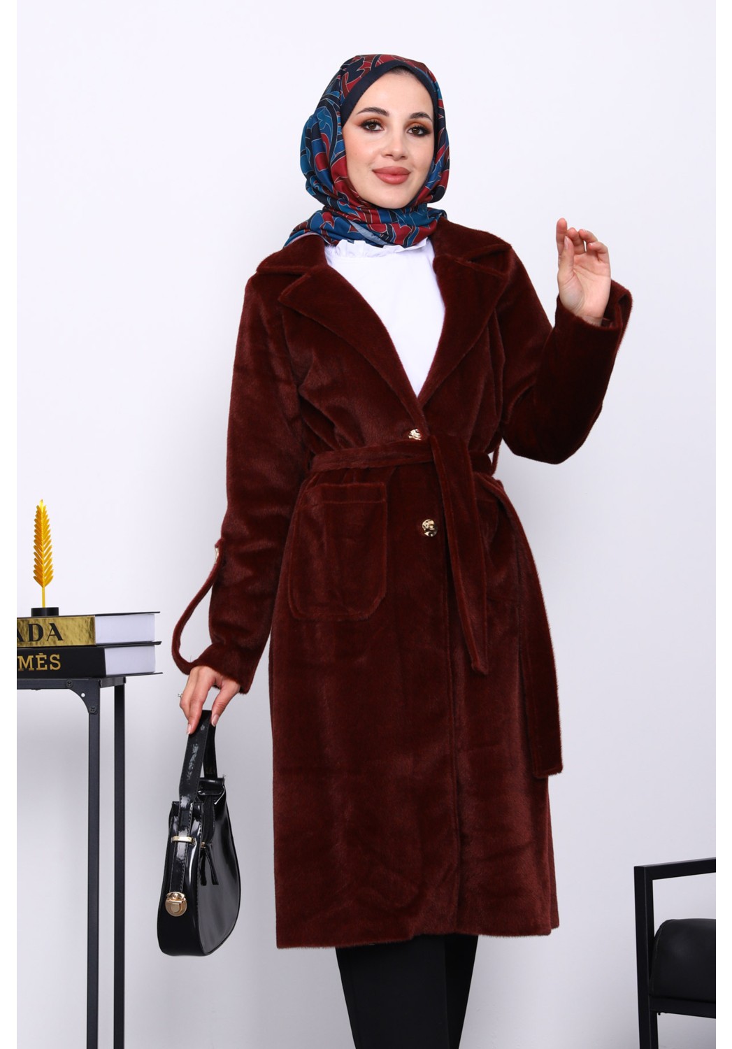 İmaj Butik Siyah Kruvaze Yaka Kol Apoletli Angora Kaban görsel 2