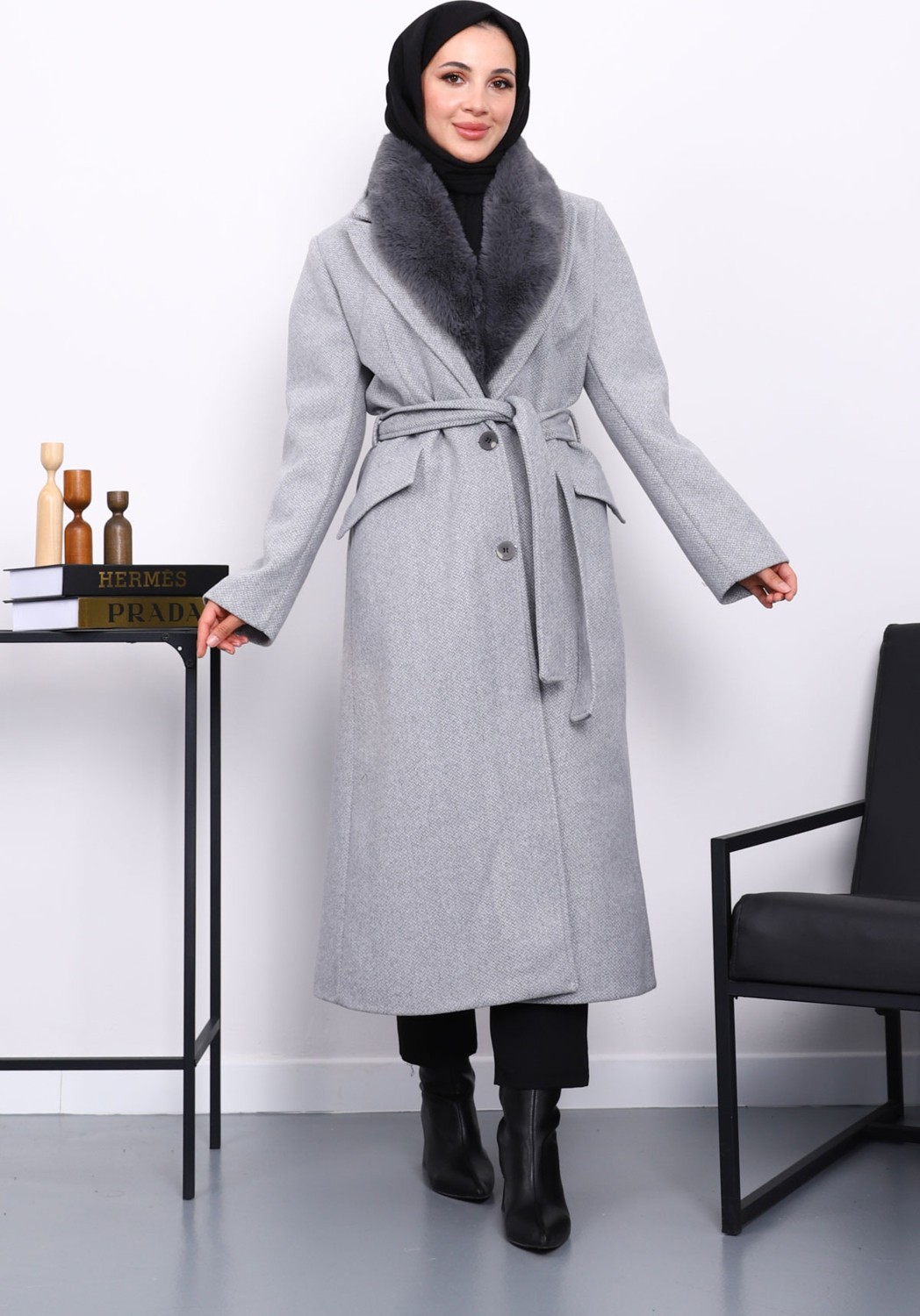 İmaj Butik Gri Yaka Kürklü Kuşaklı Kaşe Kaban görsel 2