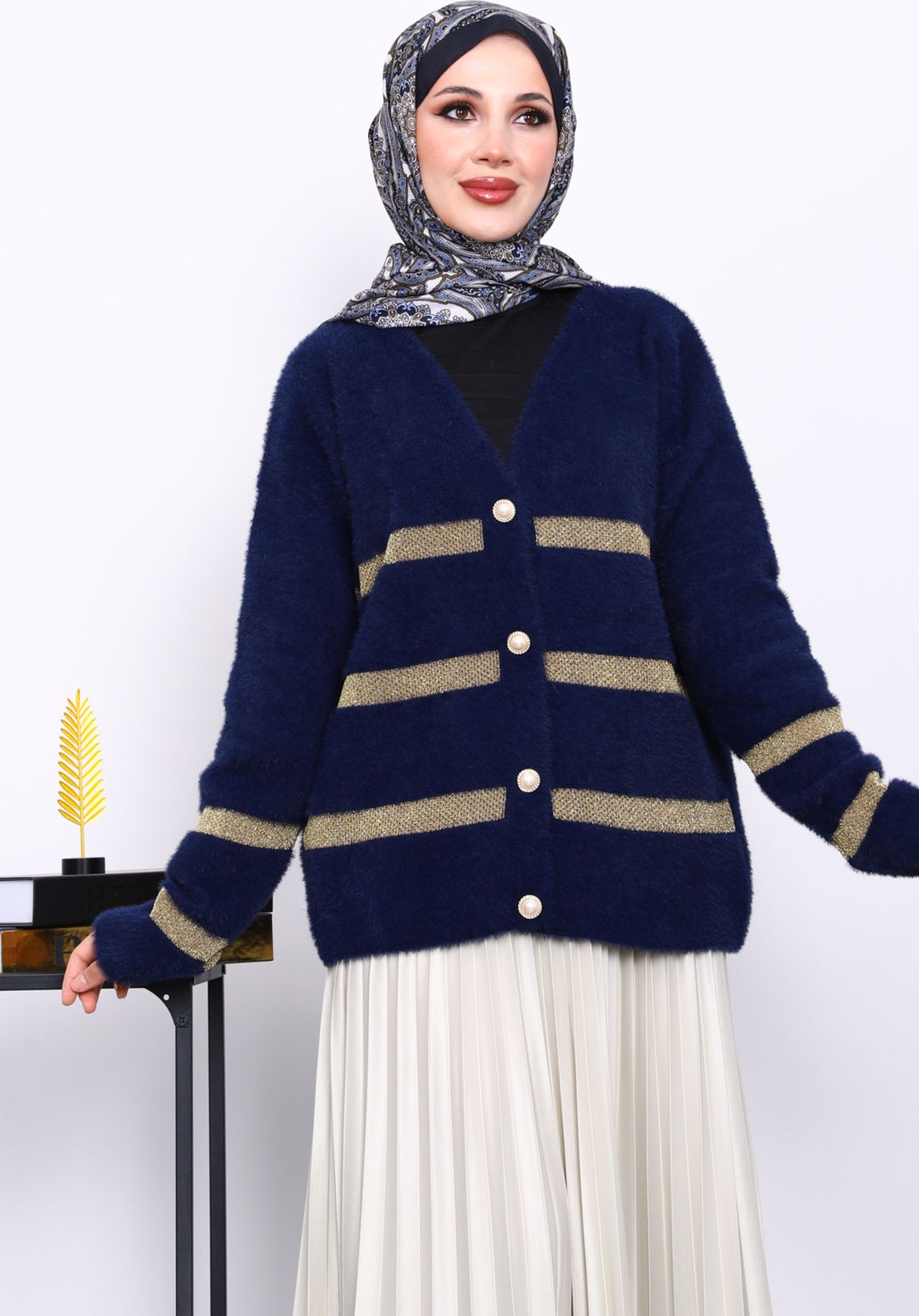 İmaj Butik Bordo V Yaka Angora Yumoş Hırka görsel 7