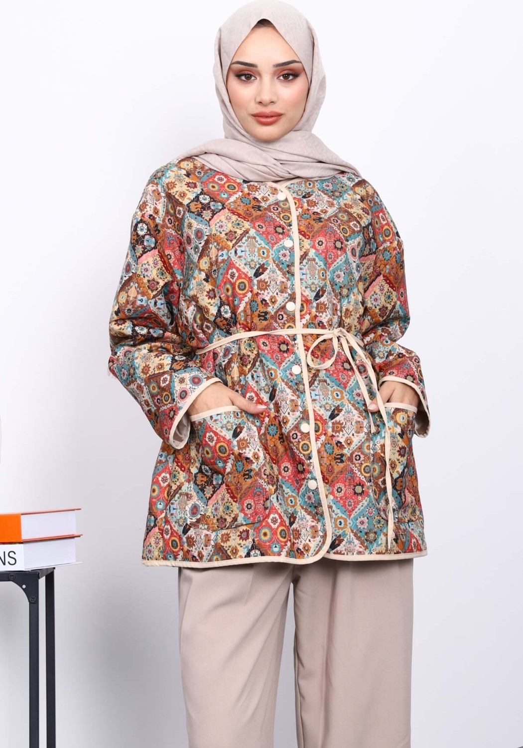 İmaj Butik Krem Desenli Çıtçıtlı Ceket