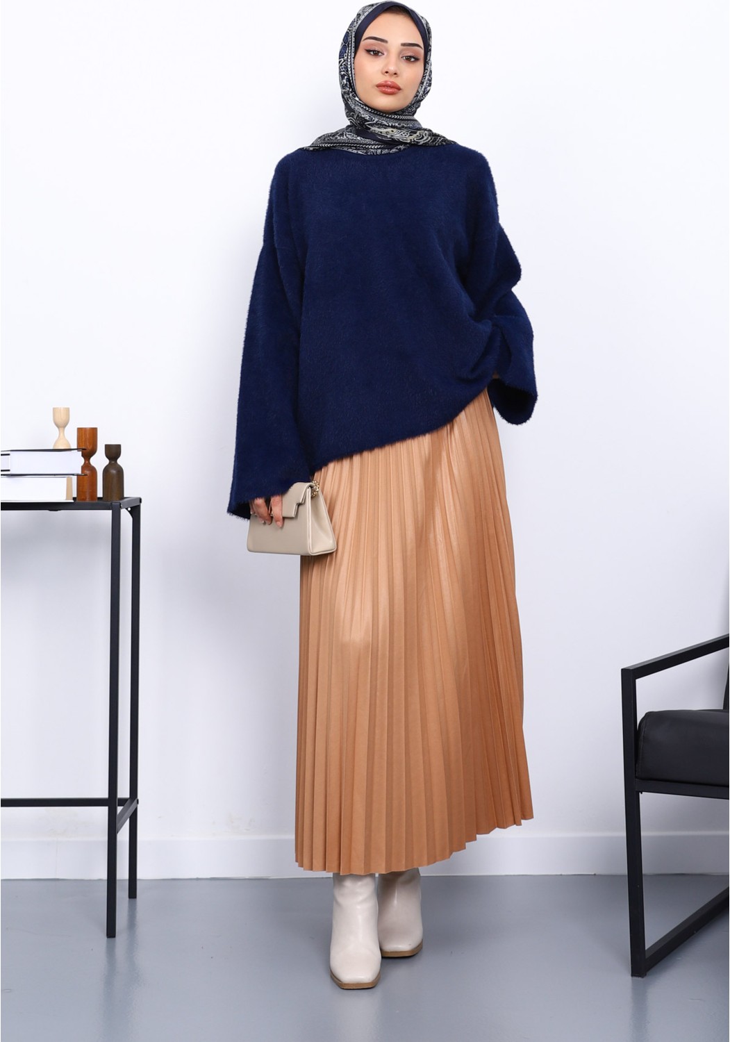 İmaj Butik Siyah Bisiklet Yaka Oversize Angora Yumoş Triko Kazak görsel 6