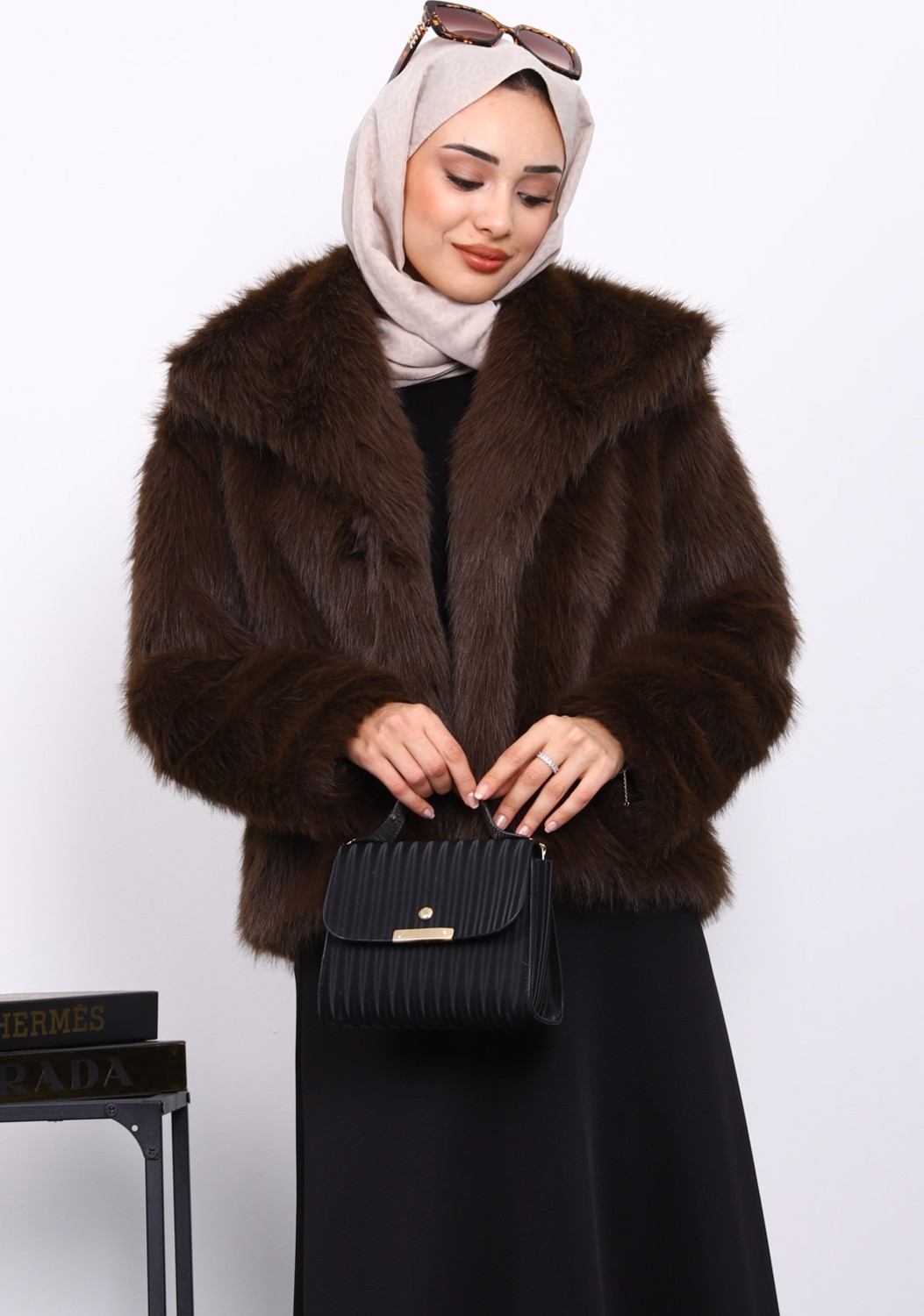 İmaj Butik Bej Astarlı Kısa Kürk Kaban