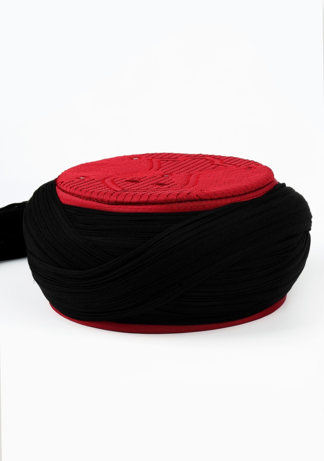 Sarıkhane Namaz Sarığı - Siyah Kumaş - Bordo Takke - Çapraz Sarım - Nâli Şerif - 7 Metre (Züabeli) görsel 4