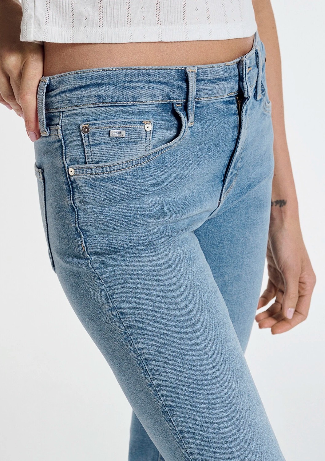 Mavi Molly Premium Blue Açık Mavi Jean Pantolon 10136A1548 görsel 6