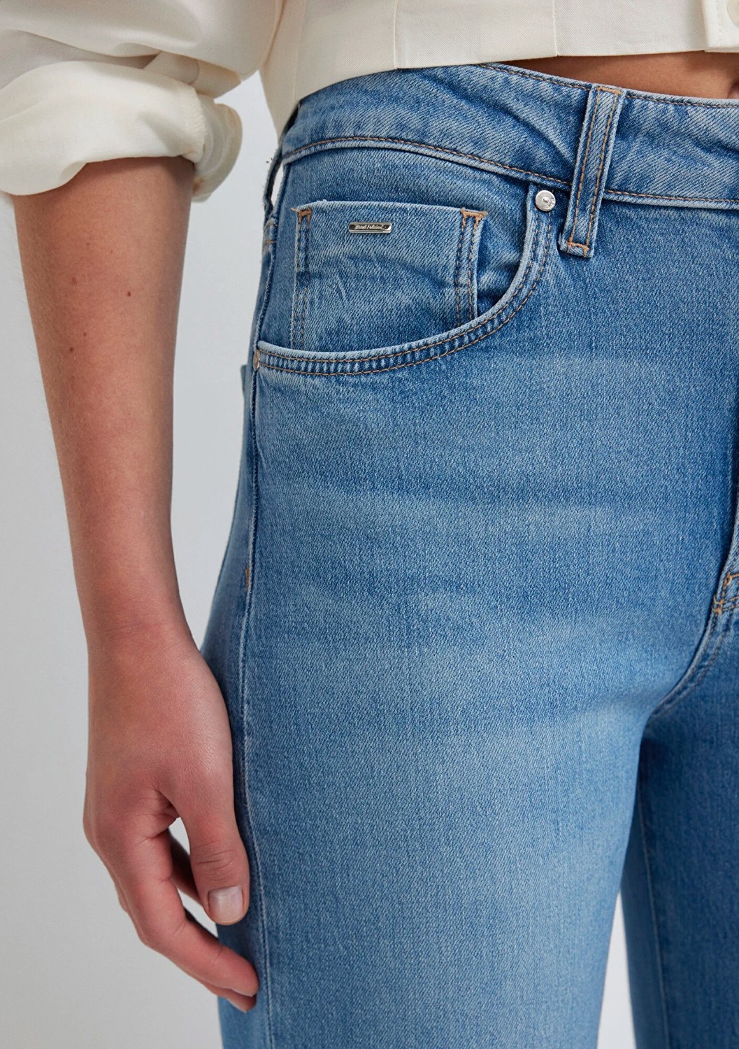 Mavi Victoria Mavi Edition Gölgeli Açık Mavi Jean Pantolon 101072-A3779 görsel 7