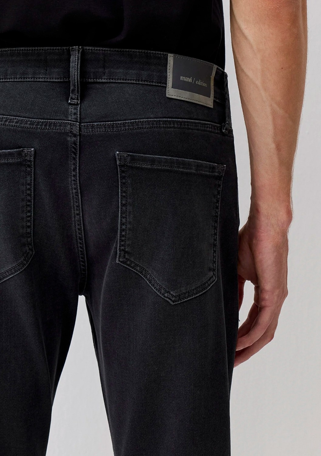 Mavi Marcus Edition Koyu Gri Smoke Jean Pantolon 0035190826 görsel 8