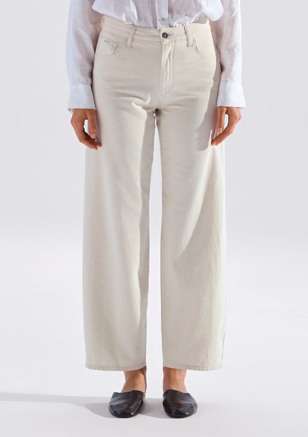 Mavi Leila Mavi Edition Ketenli Ekru Jean Pantolon 1010600-A3173 görsel 3