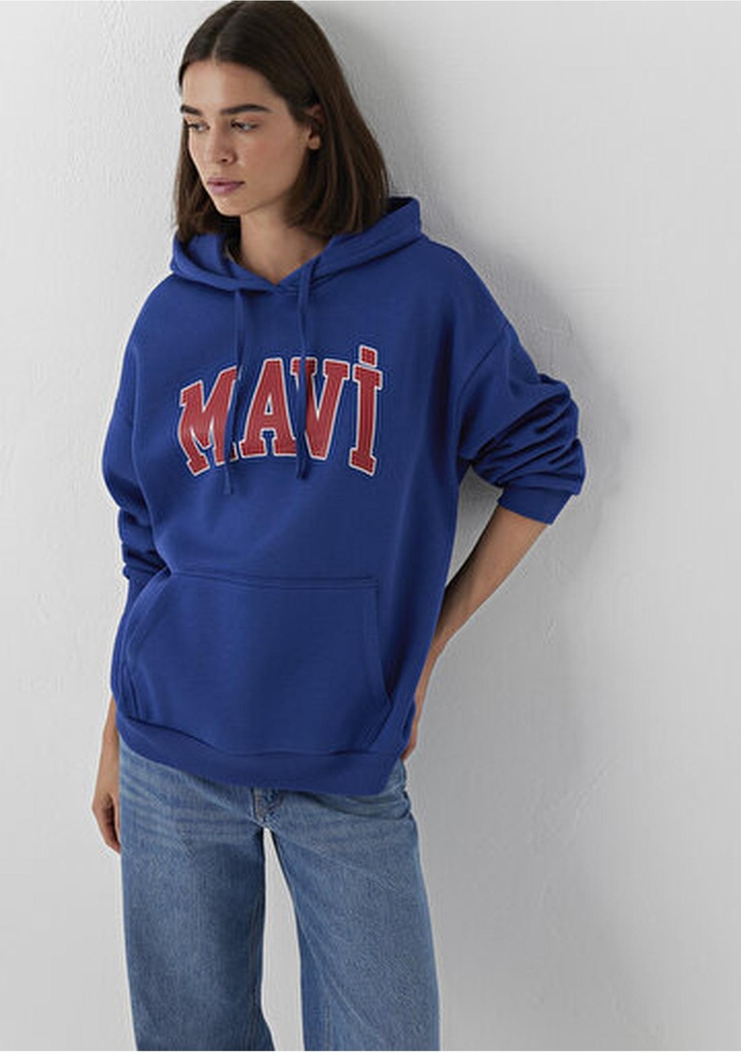 Mavi M1600361-70758 Mavi Logo Kapüşonlu Sweatshırt