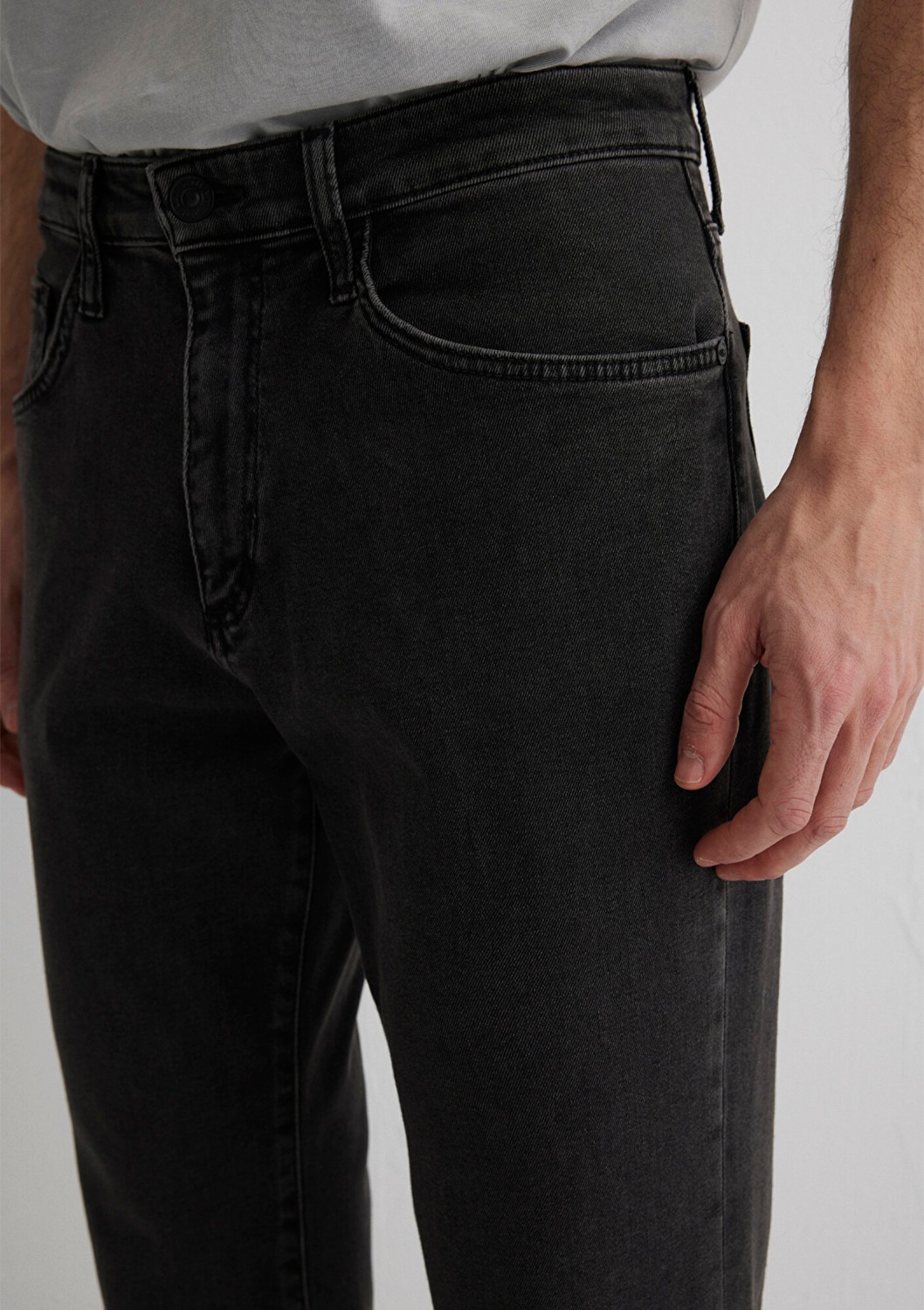 Mavi 177 Koyu Gri Comfort Smoke Jean Pantolon 0017734787 görsel 7