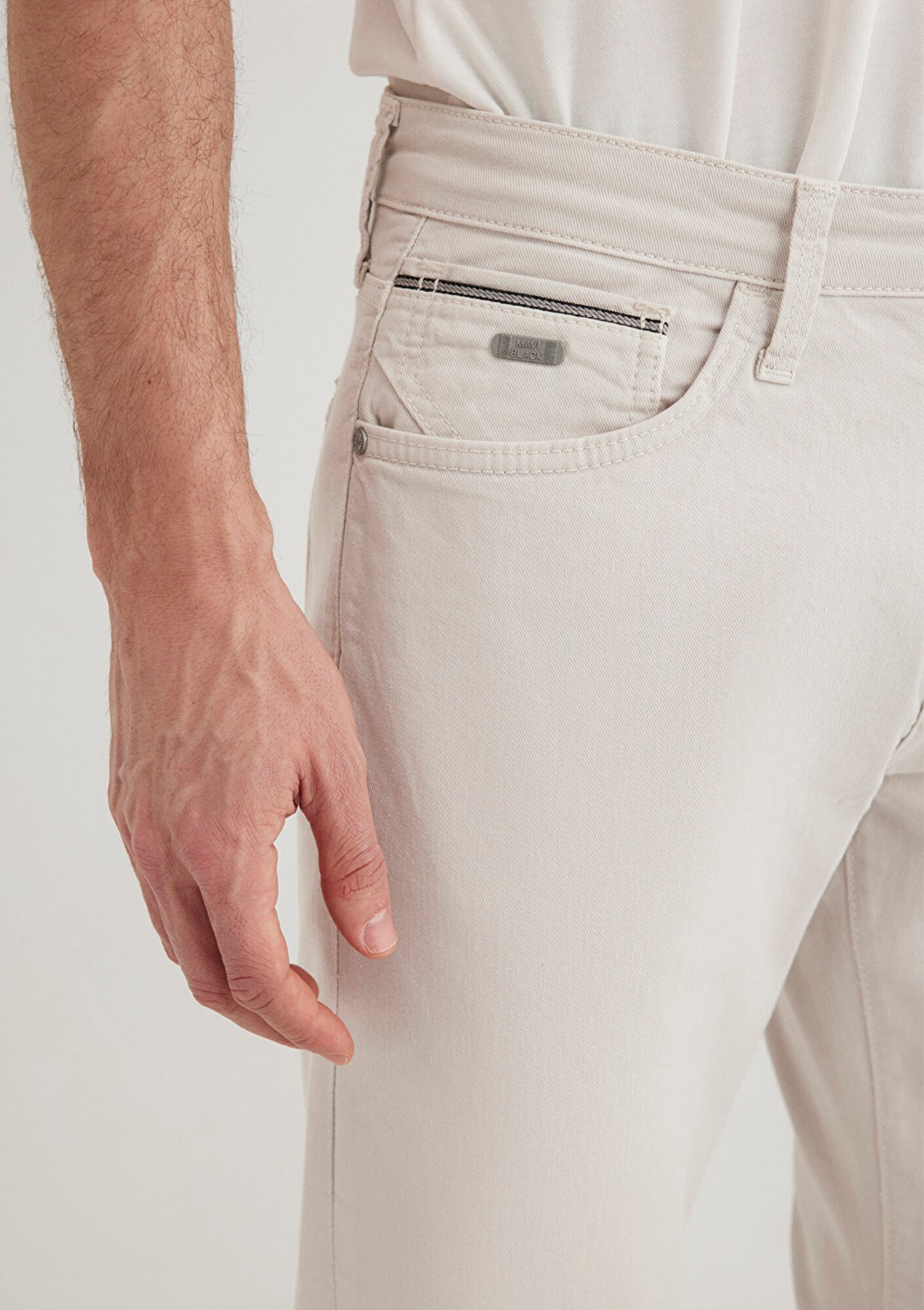 Mavi Jake Mavi Black Ekru Comfort Gabardin Pantolon 0042289464 görsel 6