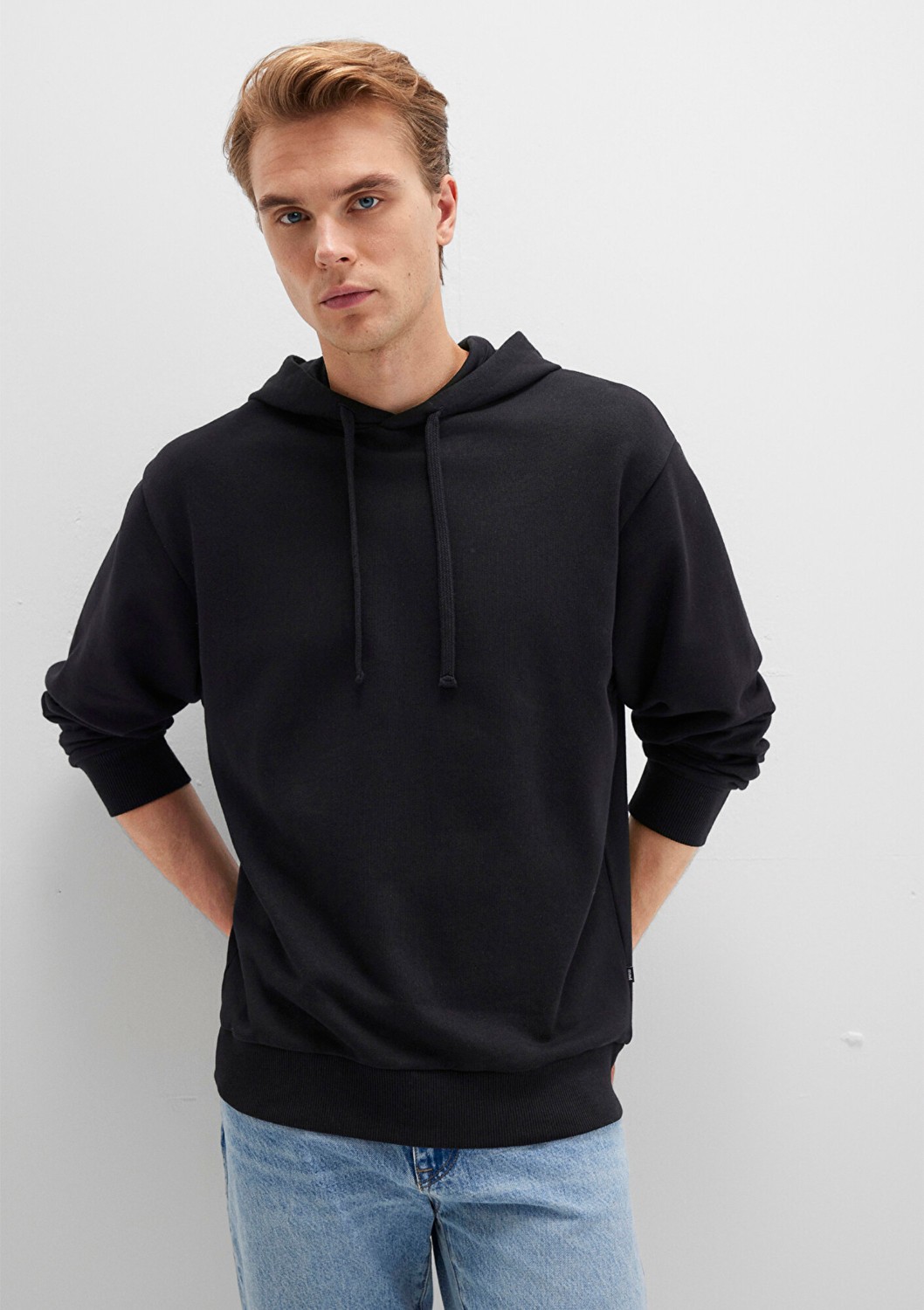 Mavi Kapüşonlu Siyah Sweatshirt 0S10417-900