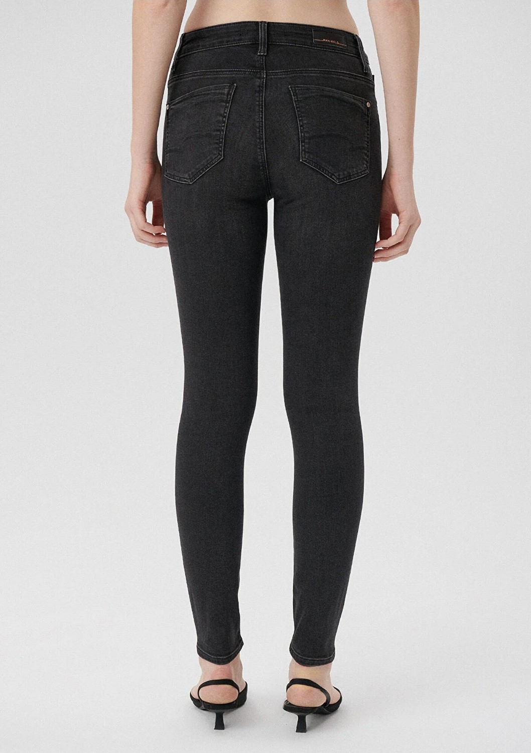 Mavi Kadın Tess Duman Gri Gold Luxury Jean Pantolon 100328-31910 görsel 4