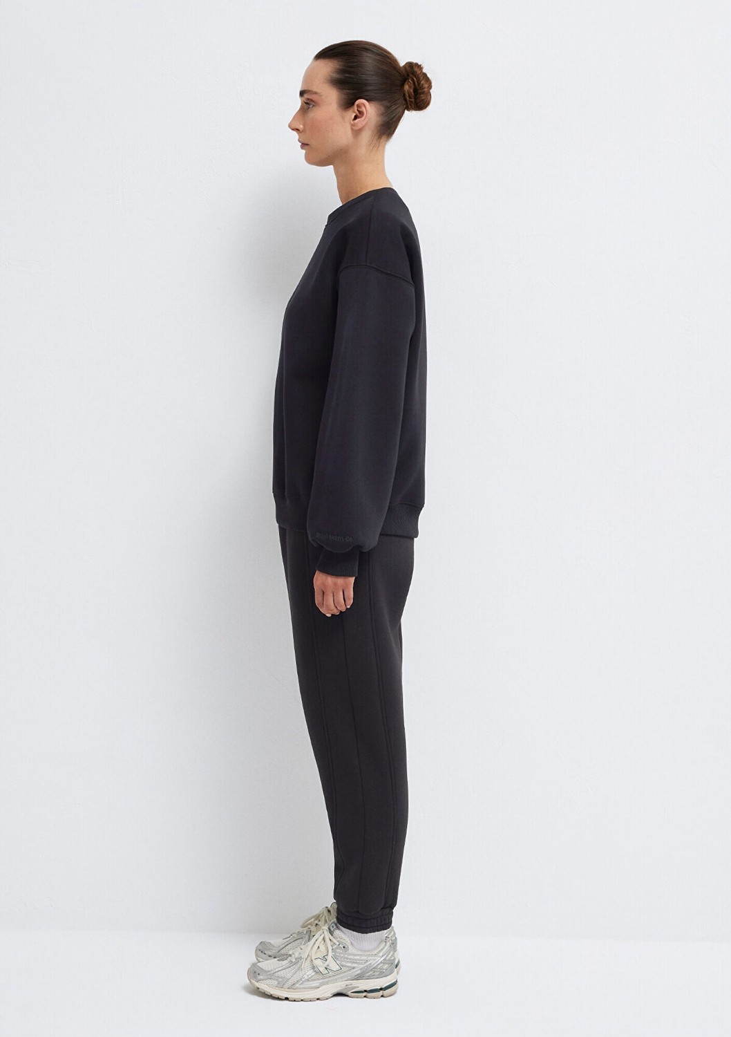 Mavi Bisiklet Yaka Siyah Basic Sweatshirt 1610198-900 görsel 5