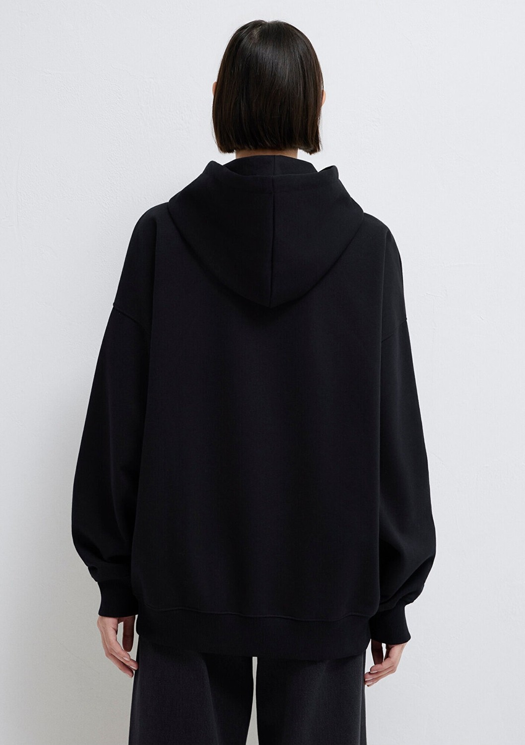 Mavi Kapüşonlu Fermuarlı Siyah Sweatshirt 1610221-900 görsel 6