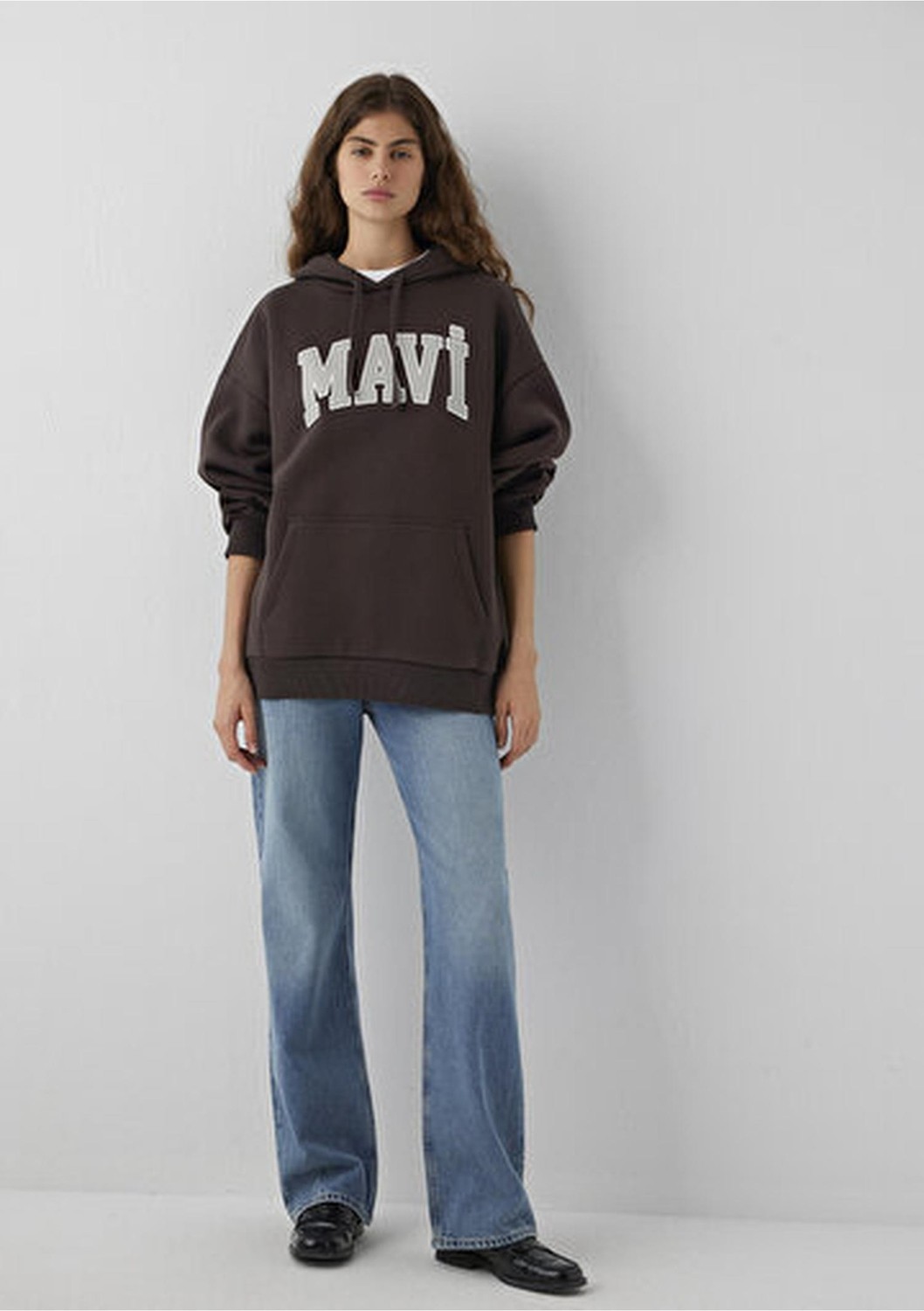 Mavi M1600361-70240 Mavi Logo Kapüşonlu Kadın Sweatshırt