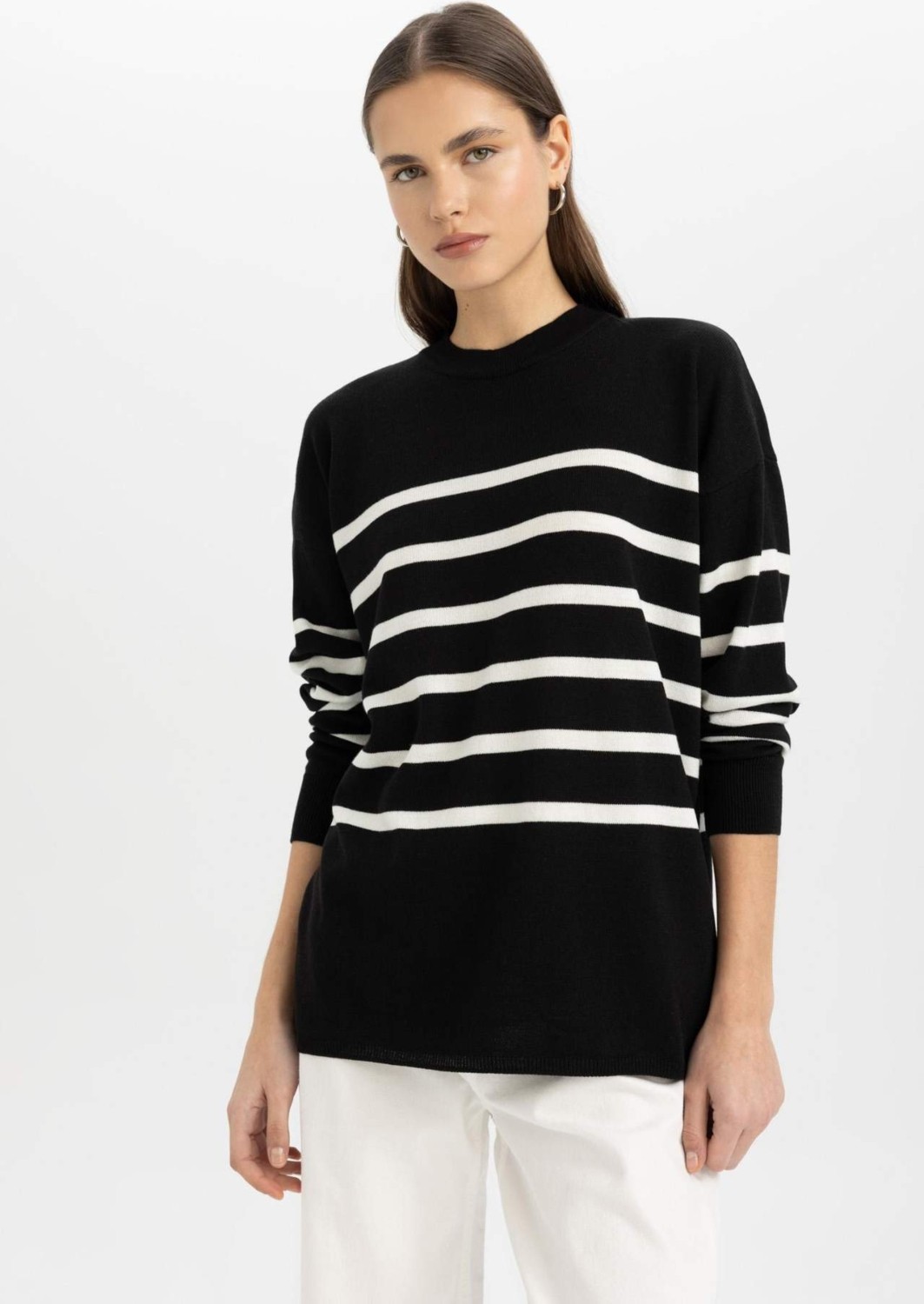 DeFacto Relax Fit Yumuşak Dokulu Çizgili Bisiklet Yaka Triko Kazak Tunik S7517AZ24WN görsel 4
