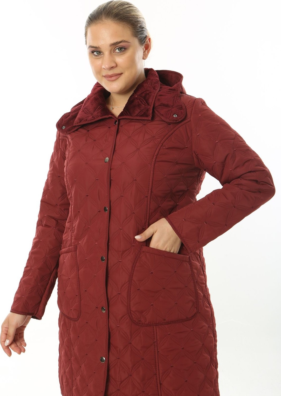 TUTveAL Collection Suya Dayanıklı,ithal Yumuşak Kürklü , Büyük Beden Kapitone Mont, Desenli ,bordo