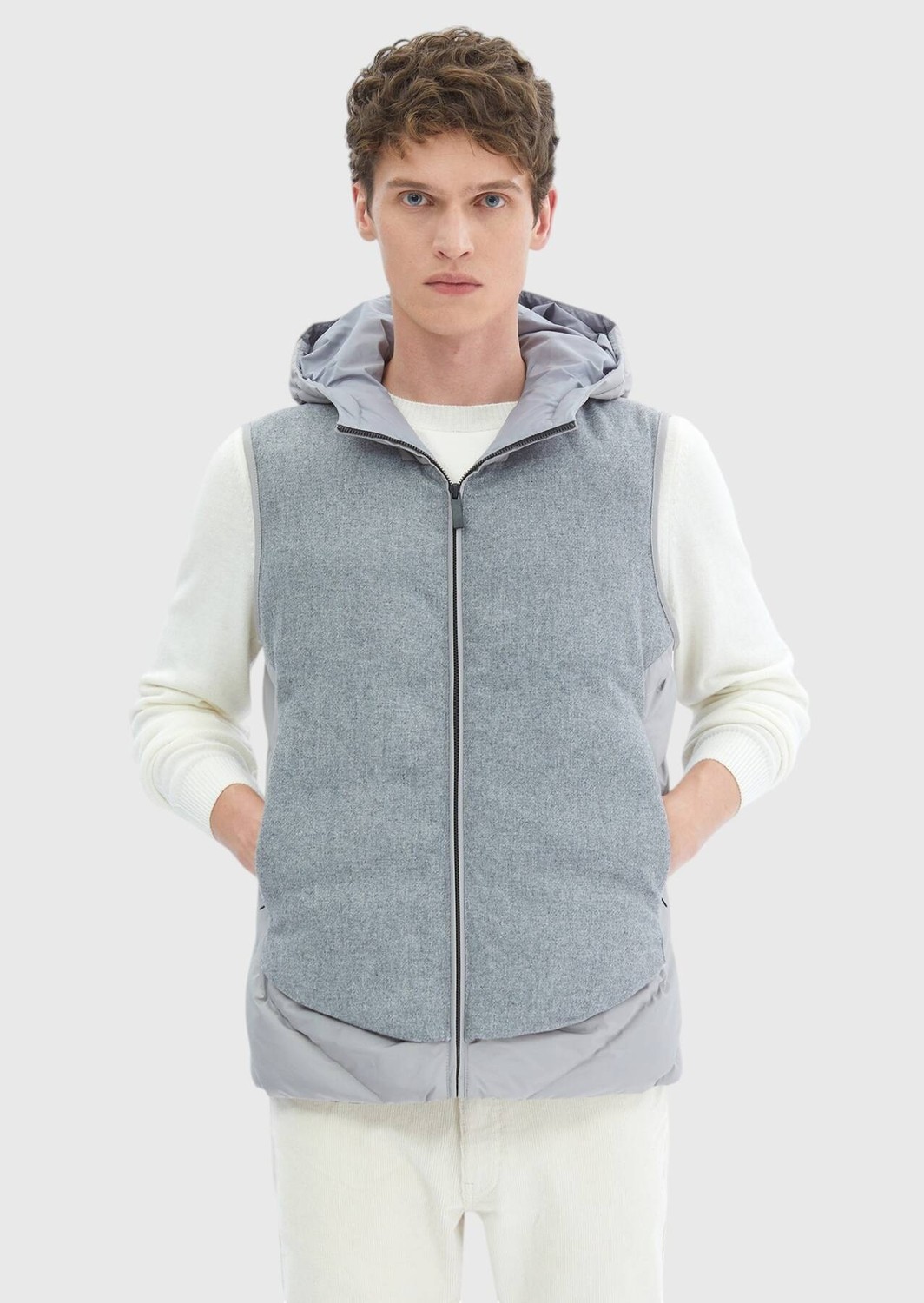 Ramsey Gri Regular Fit Kapüşonlu Casual Dokuma Spor Yelek
