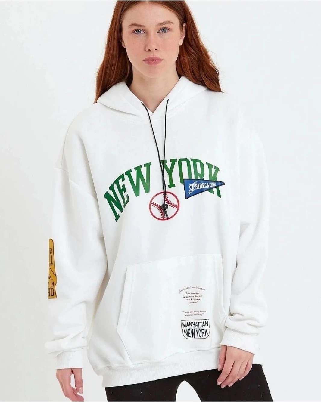 Tarz Yeri Kadın Oversize Kapüşonlu Cepli Ön Kol Baskılı 3 Iplik Pamuklu Hoodie Sweatshirt - Beyaz