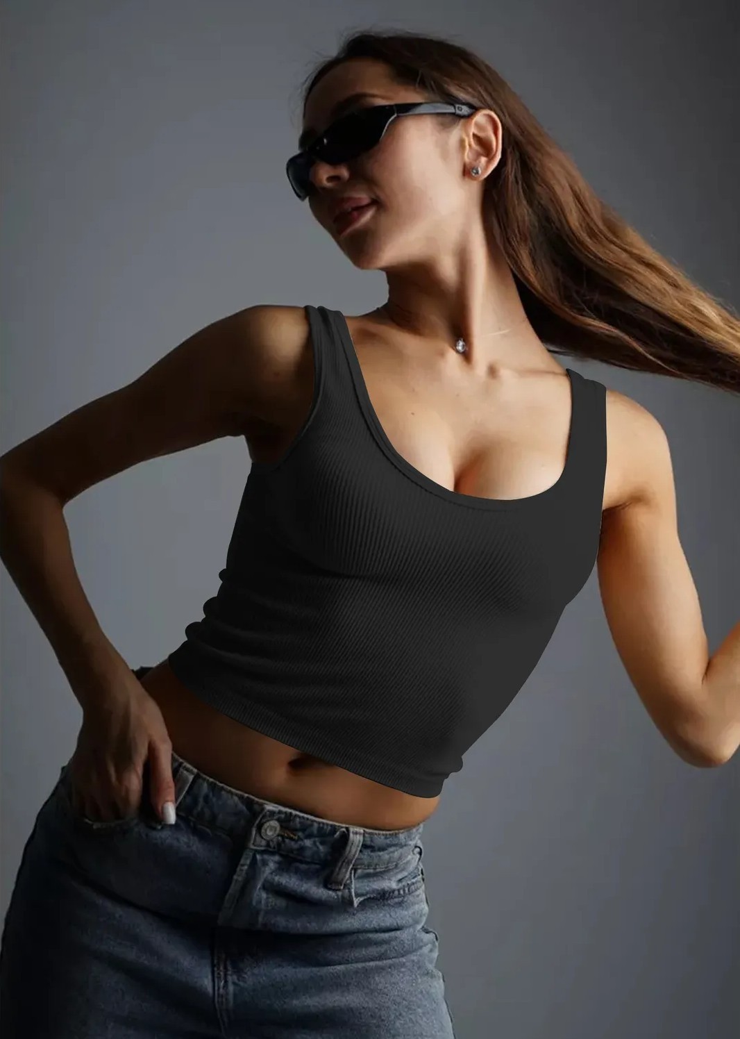 Mistirik Marsala Model Seamles Straplez Sütyen Crop Crop Siyah Renk görsel 4