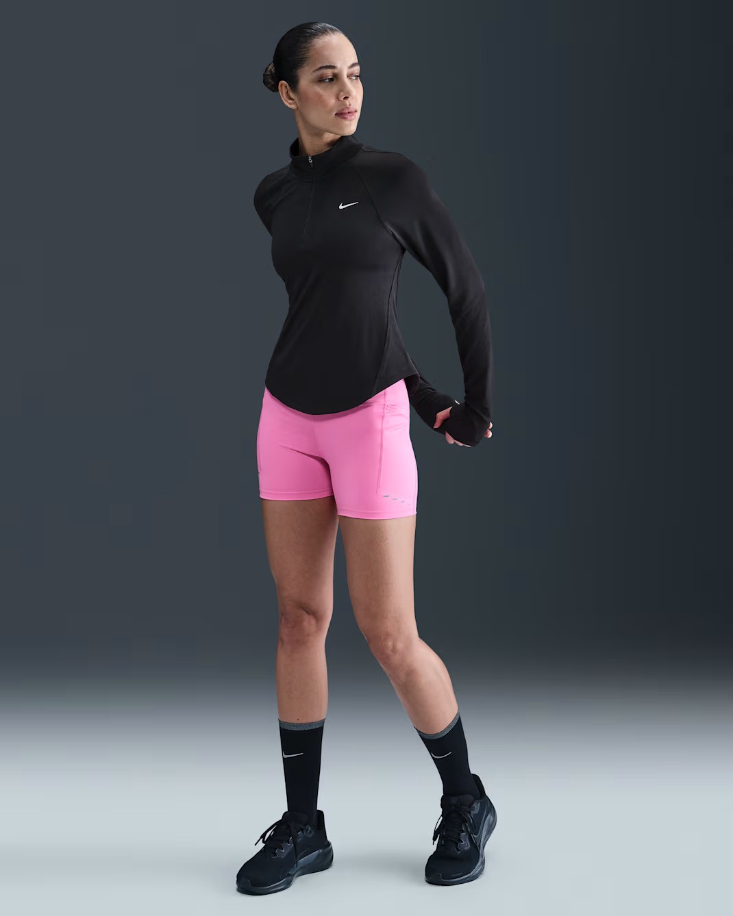 Nike Tempo Dri-Fıt Çeyrek Fermuarlı Kadın Koşu Üstü görsel 7