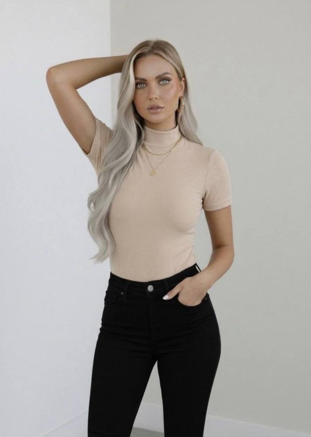 Hashtag Kadın Viskon Body Yarım Balıkçı Yaka Yarım Kol