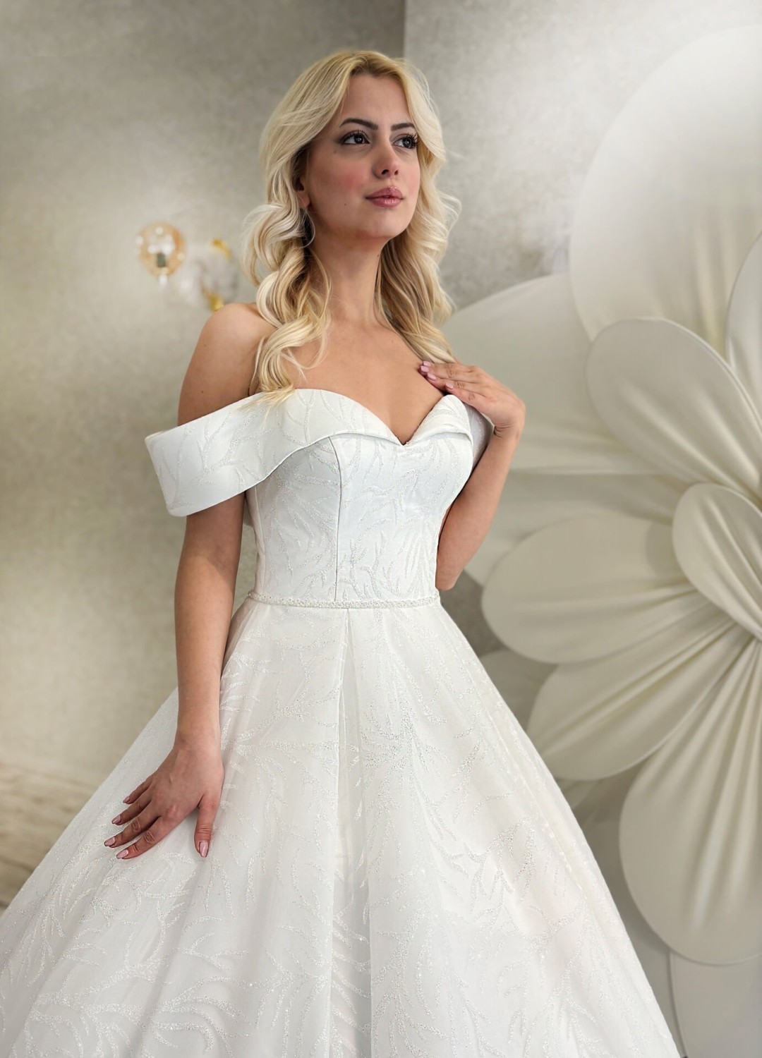 Gold Moda Janset | Madonna Yaka Gelinlik görsel 4