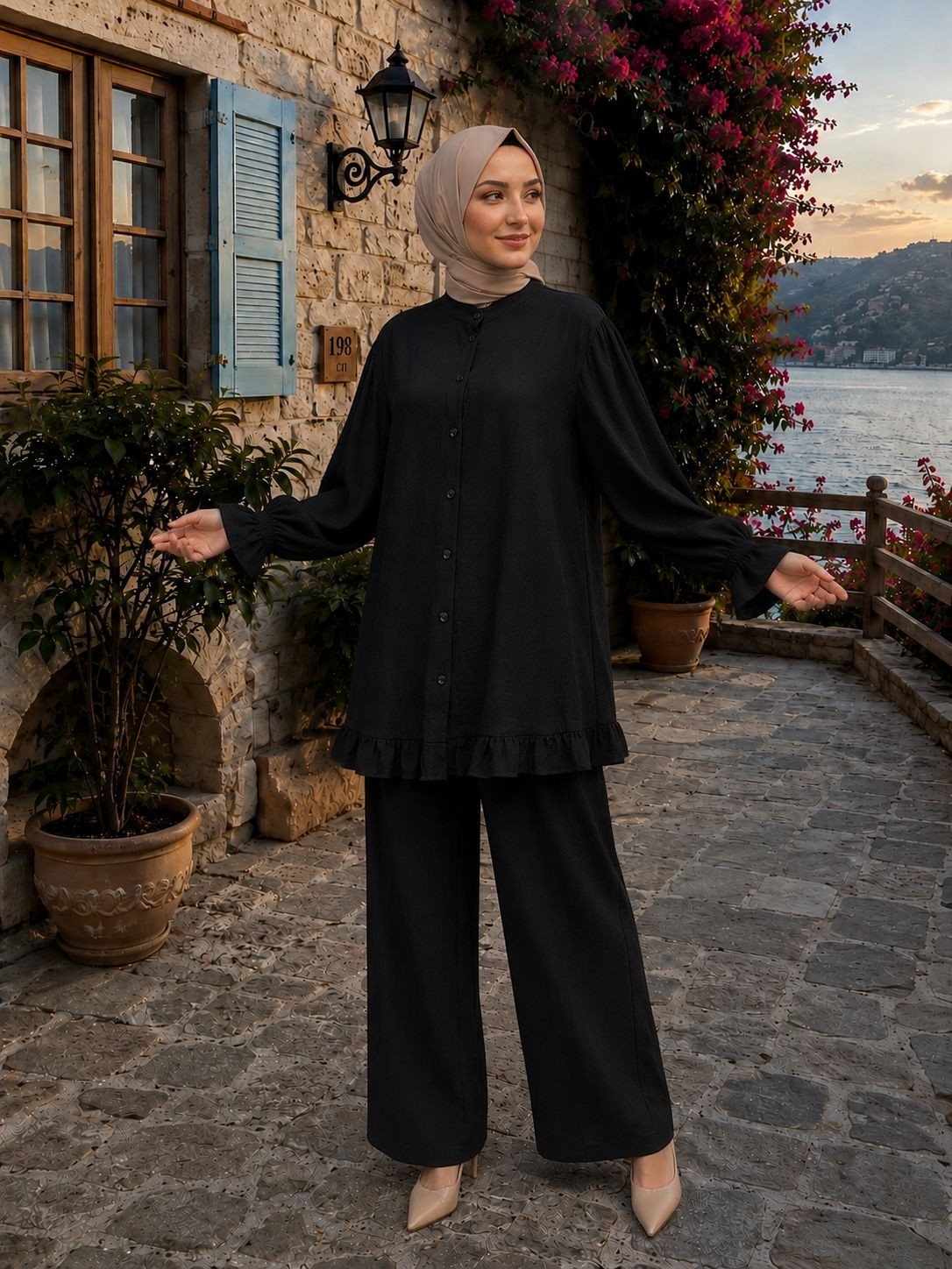 SFG Life Moda Kadın Çilek Kumaş Dik Yaka Düğmeli Fırfır Detaylı Tesettür Tunik Pantolon Ikili Takım görsel 3