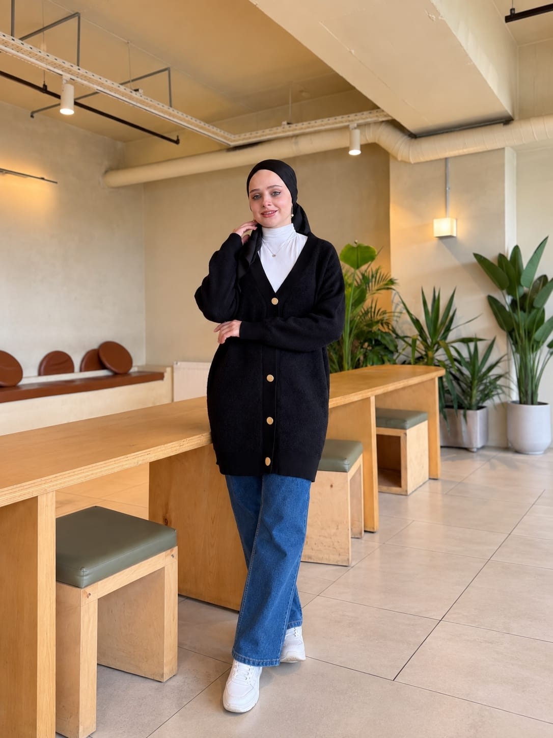 Esra Butik 🧶 Sakallı Hırka | Uzun Triko Hırka--Standart Beden (38-46) görsel 2