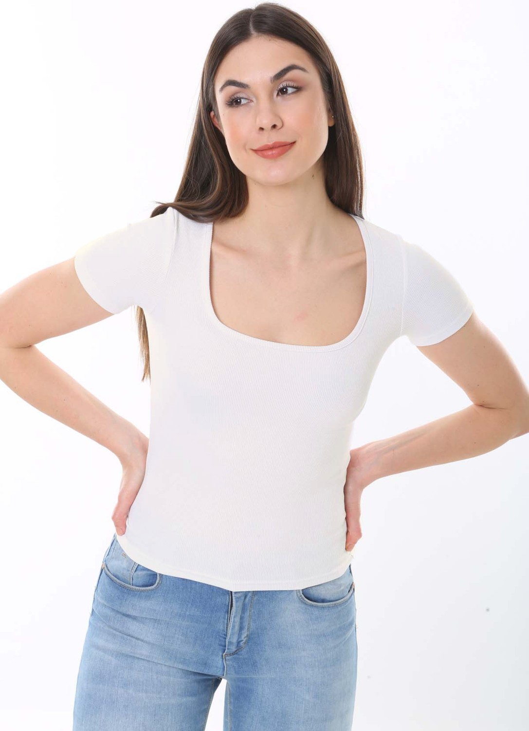 CHEISU Kadın Beyaz Kısa Kol Kare Yaka T-Shirt Bluz Fitilli Kaşkorse