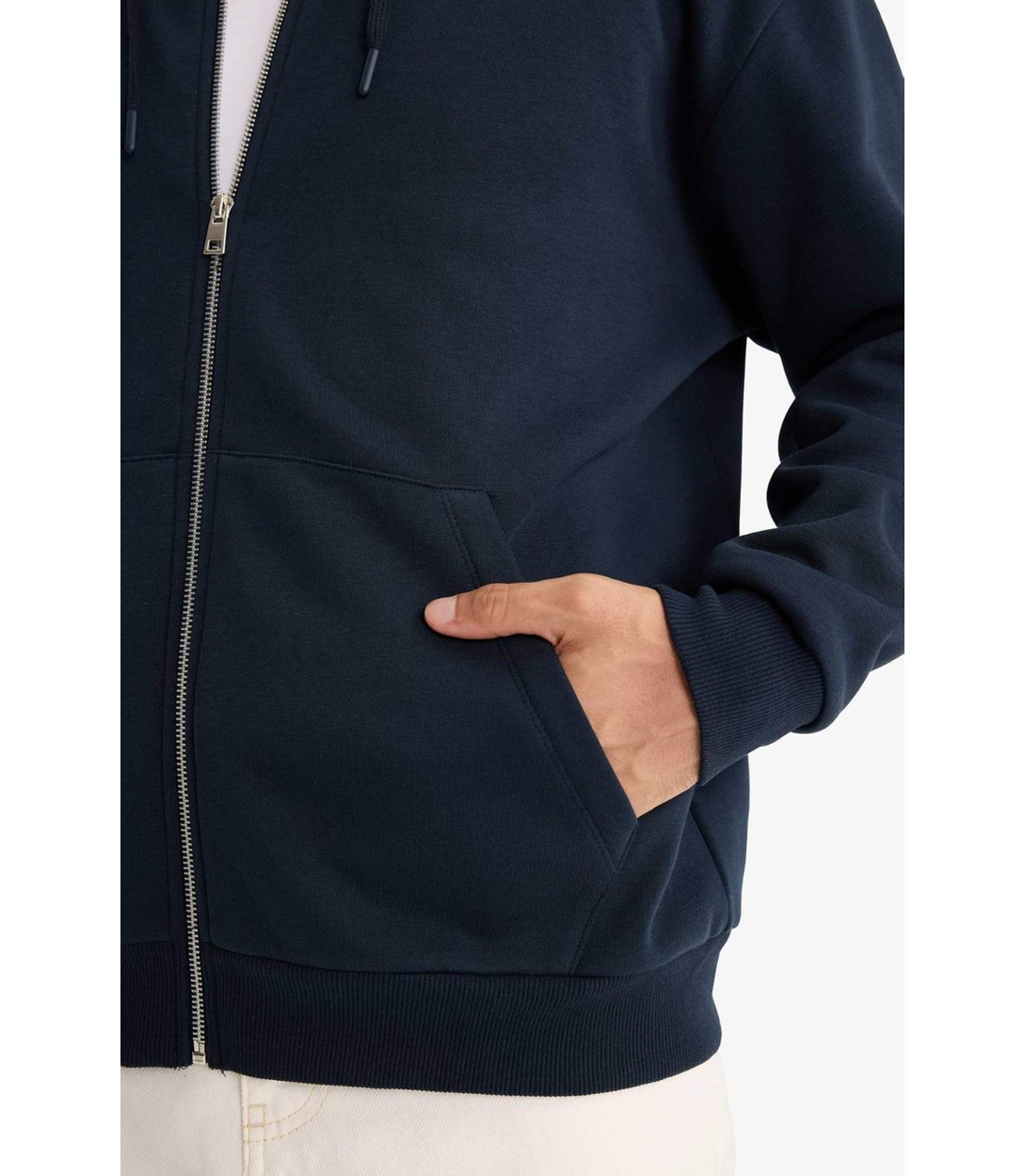 DeFacto Comfort Fit Kapüşonlu İçi Yumuşak Tüylü Basic Düz Cepli Kalın Fermuarlı Sweatshirt D7599AX25AU görsel 7