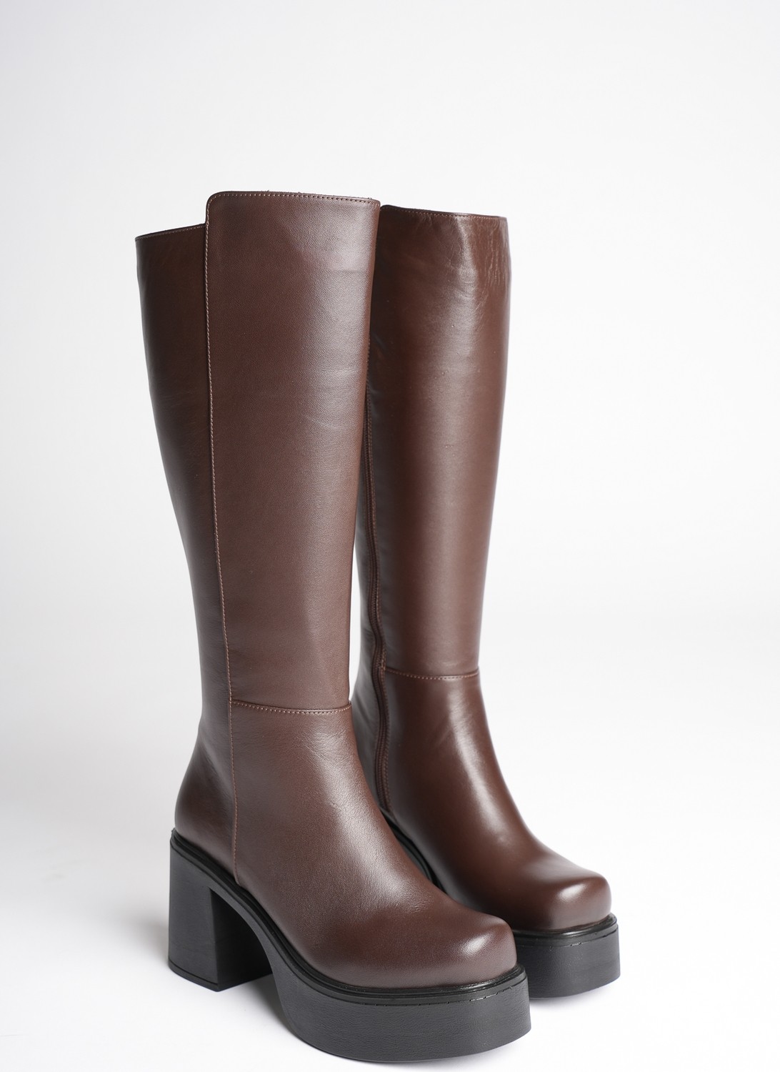 Analin Shoes Kadın Hakiki Deri Kalın Tabanlı Topuklu Çizme görsel 4