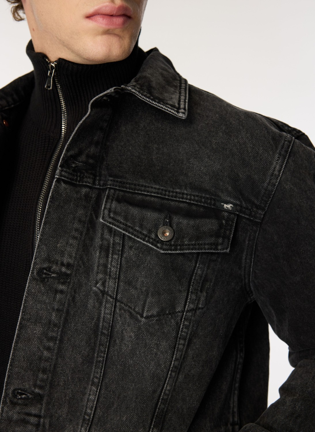 Mustang Erkek Denim Ceket Antrasit Renk L Beden Konforlu ve Şık Tasarım görsel 4